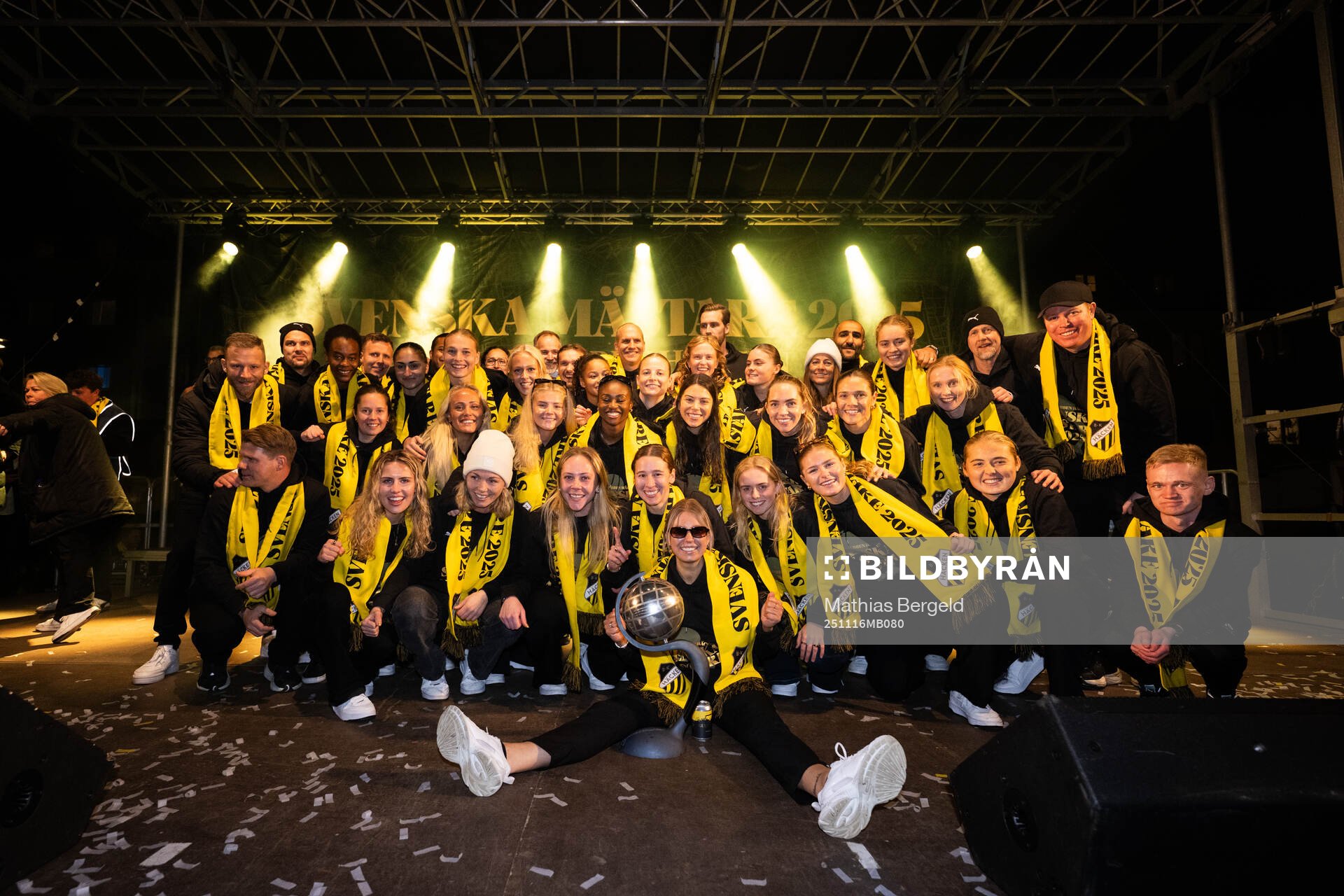 Spelare jublar