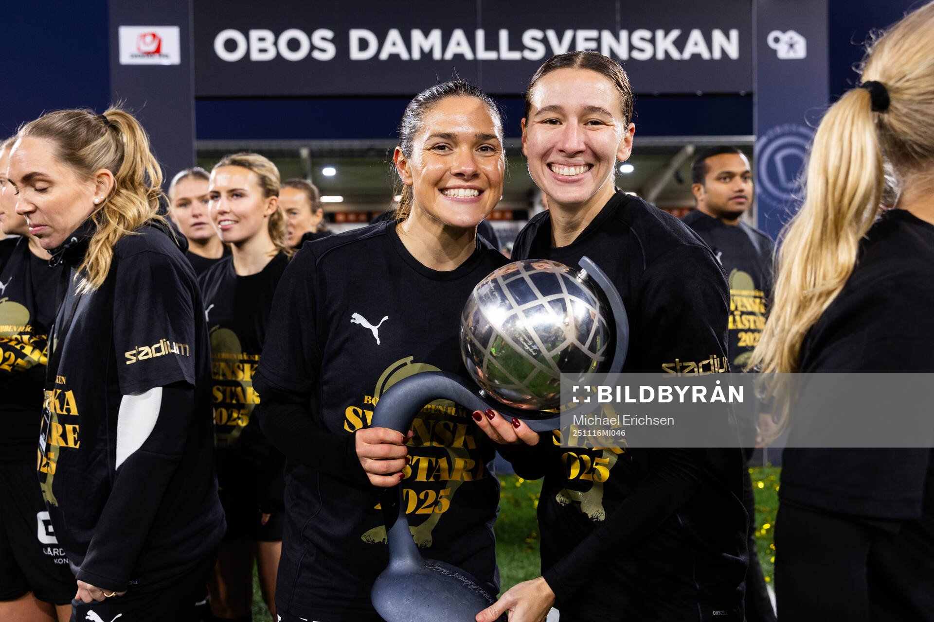 Häckens Mary Caroline Wickenheiser och Tabby Tindell med