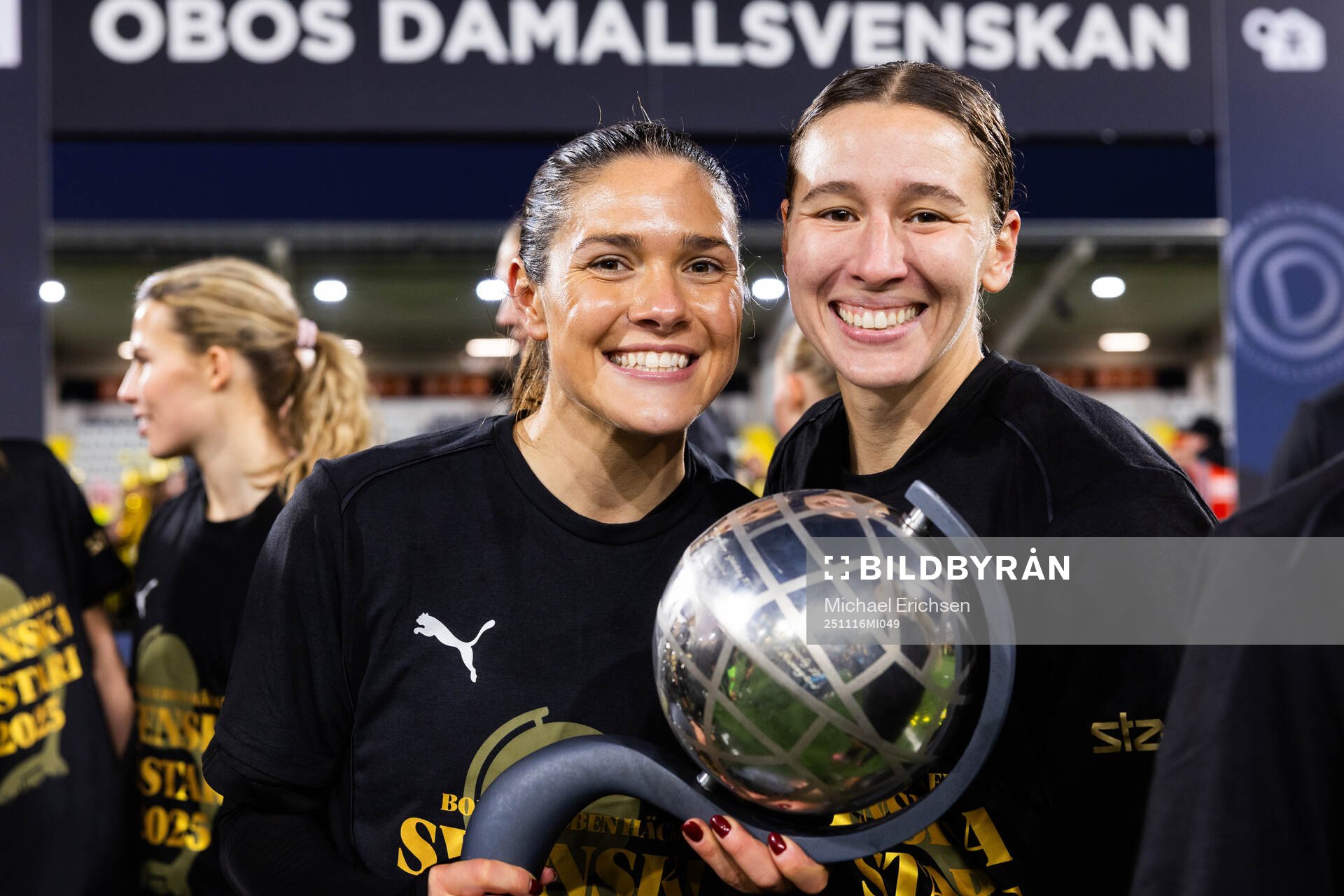 Häckens Mary Caroline Wickenheiser och Tabby Tindell med