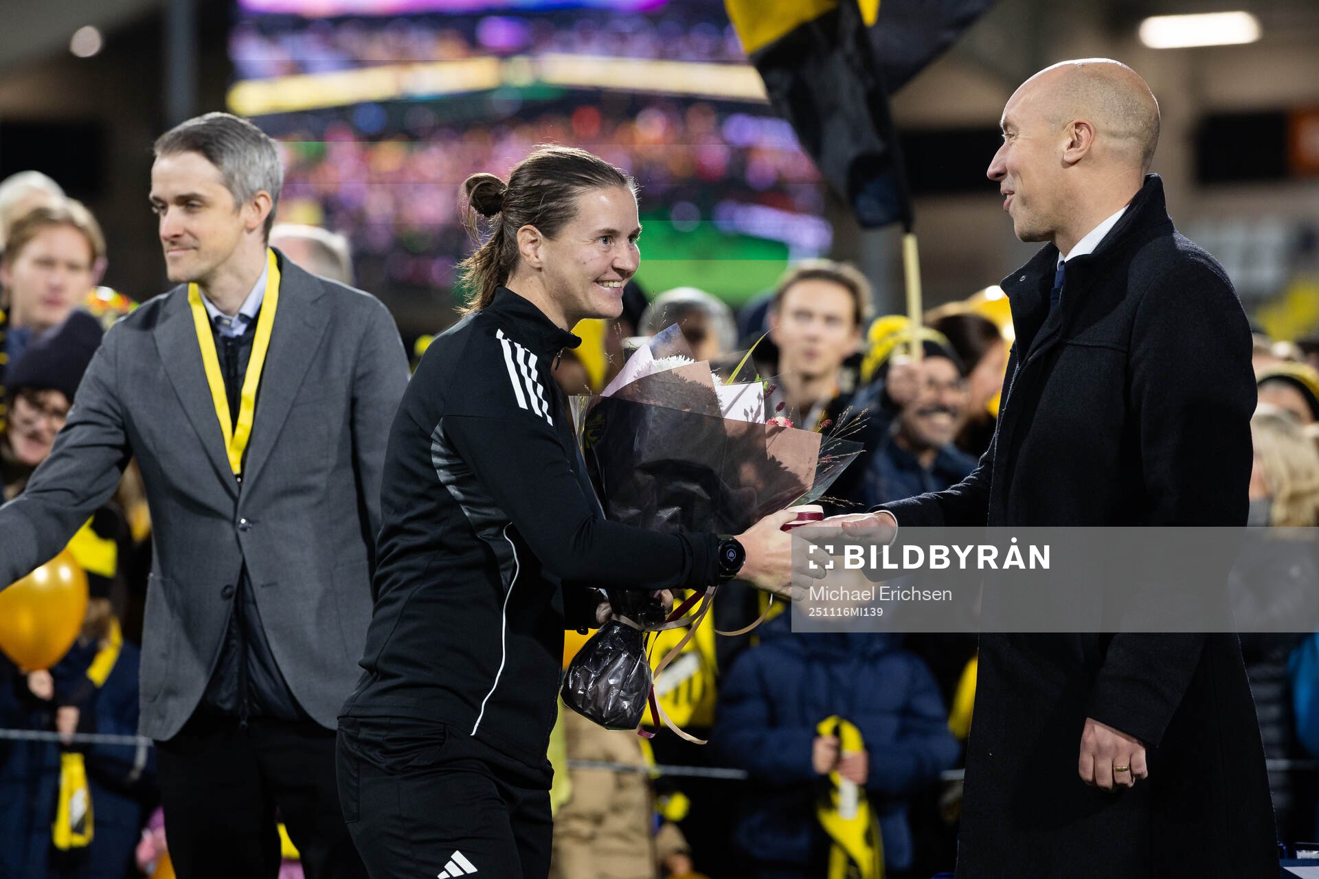 Domare Lovisa Johansson och Svenska fotbollsförbundets