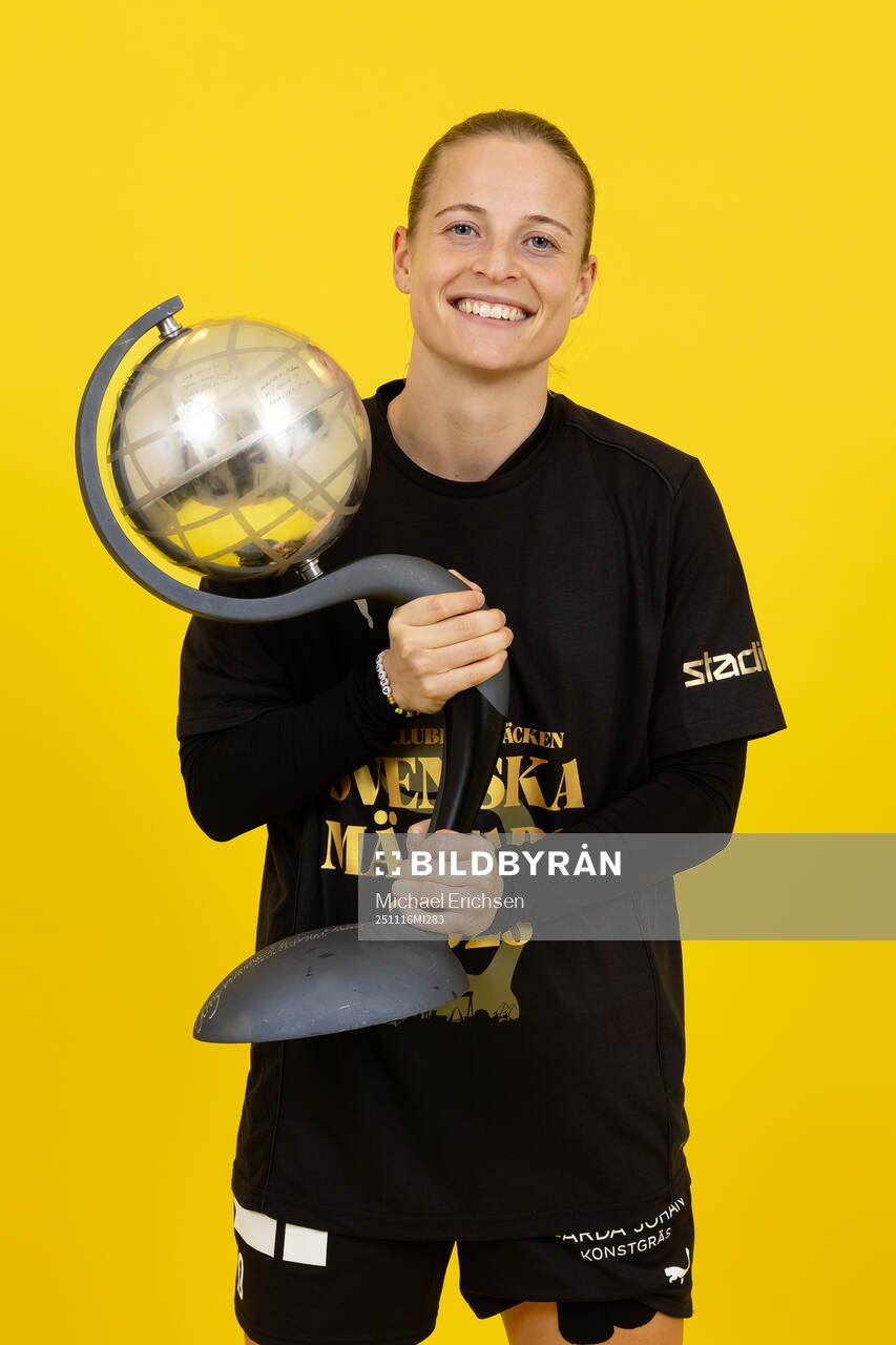 Häckens Anna Anvegård jublar med Kronprinsessan Victorias