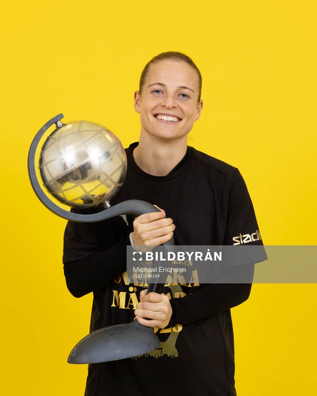 Häckens Anna Anvegård jublar med Kronprinsessan Victorias