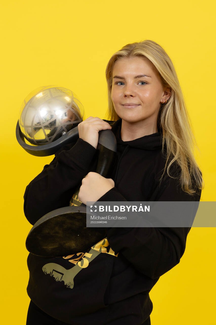 Häckens Matilda Nildén poserar med Kronprinsessan