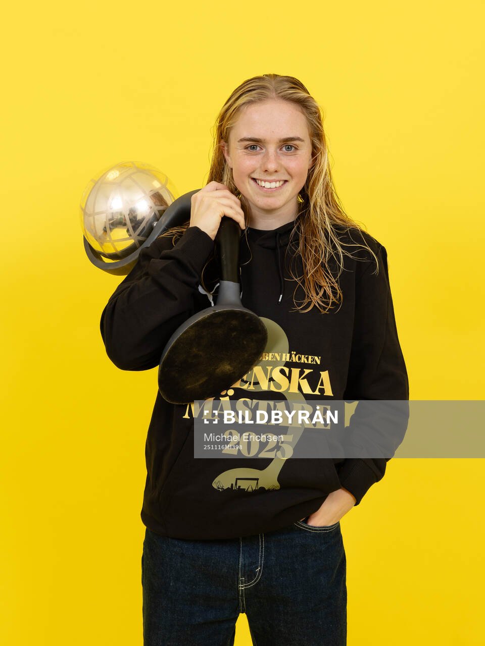 Häckens Pernille Sanvig poserar med Kronprinsessan