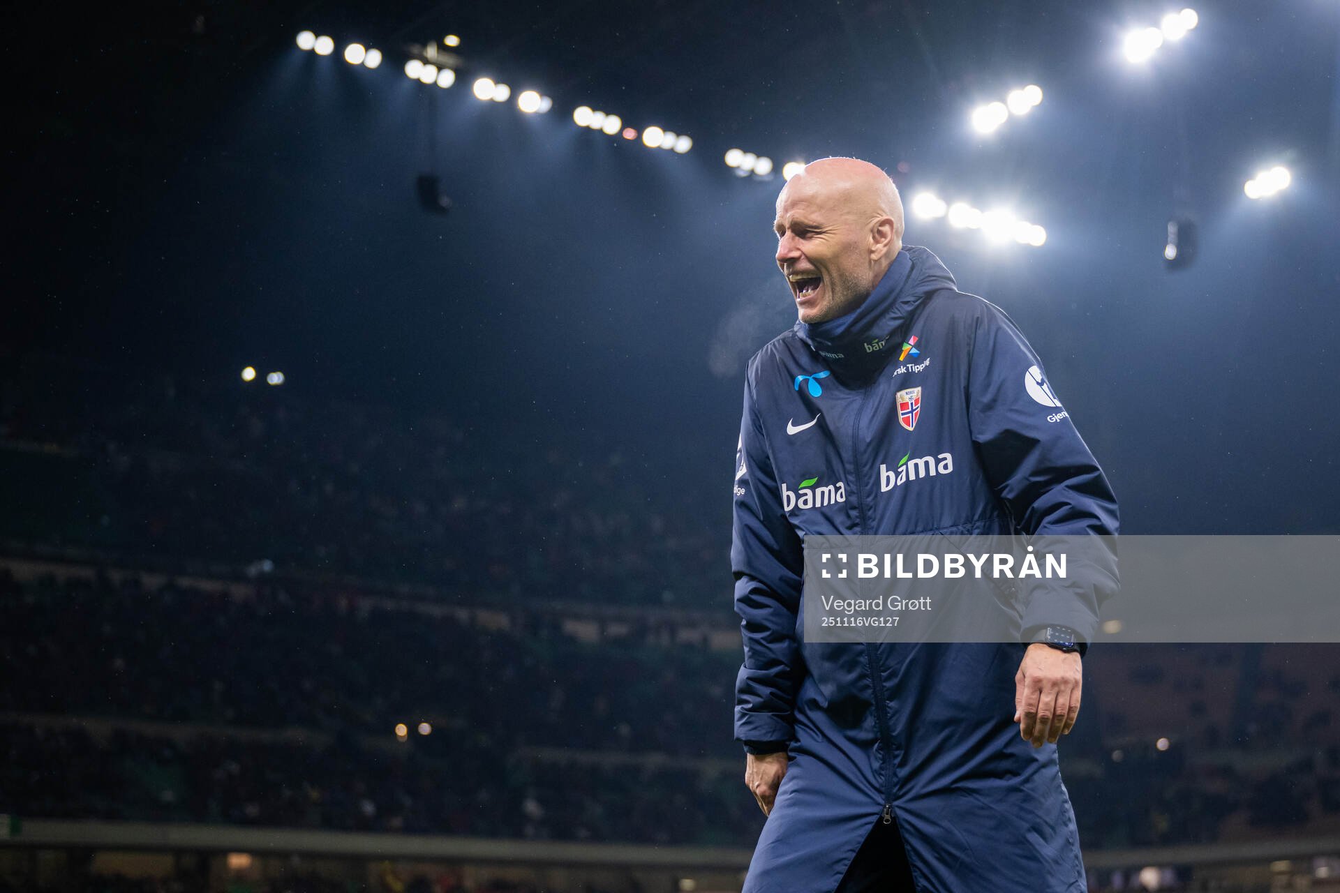 Head coach Ståle Solbakken of Norway celebrates