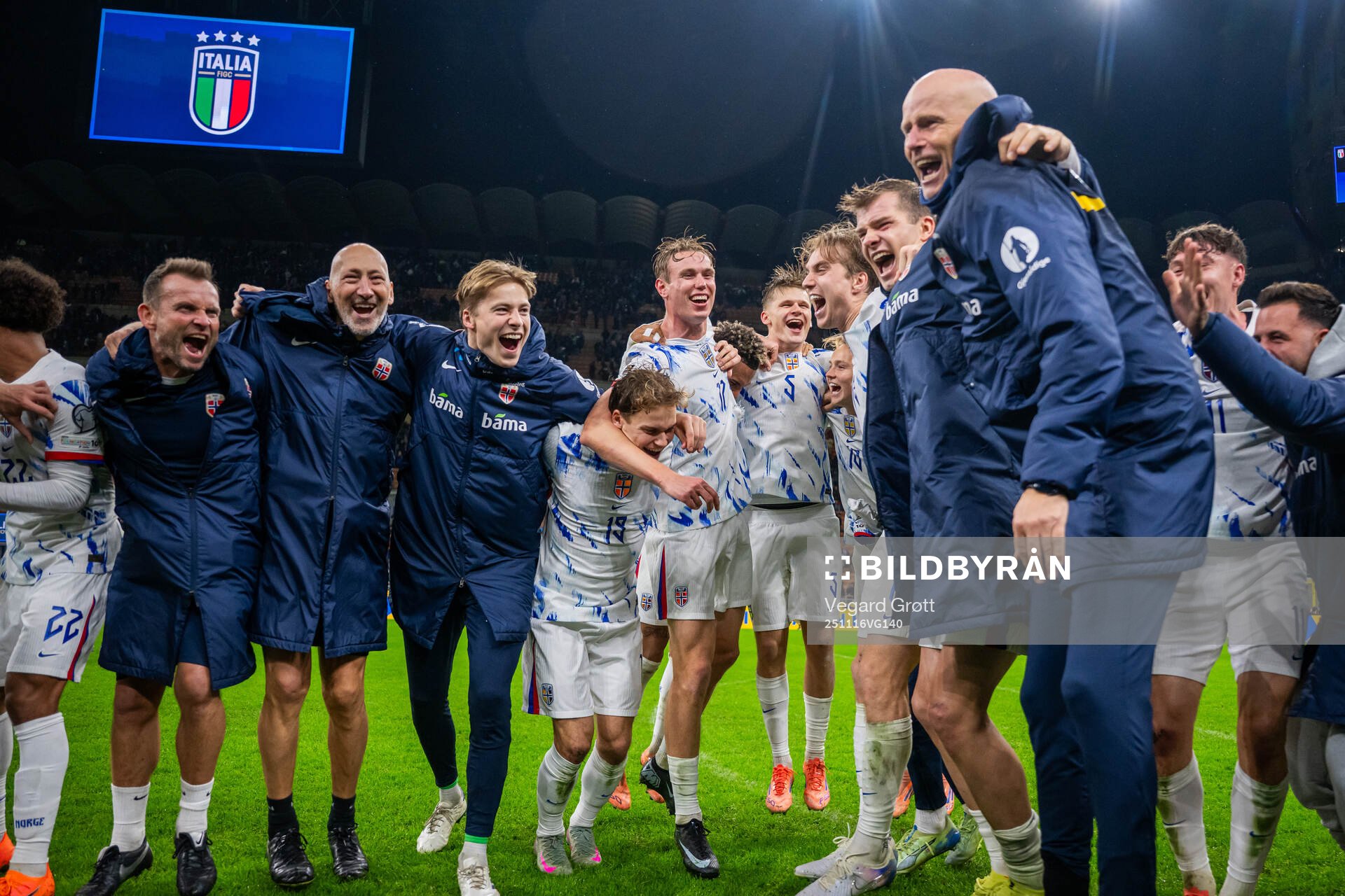 Players and staff of Norway celebrate