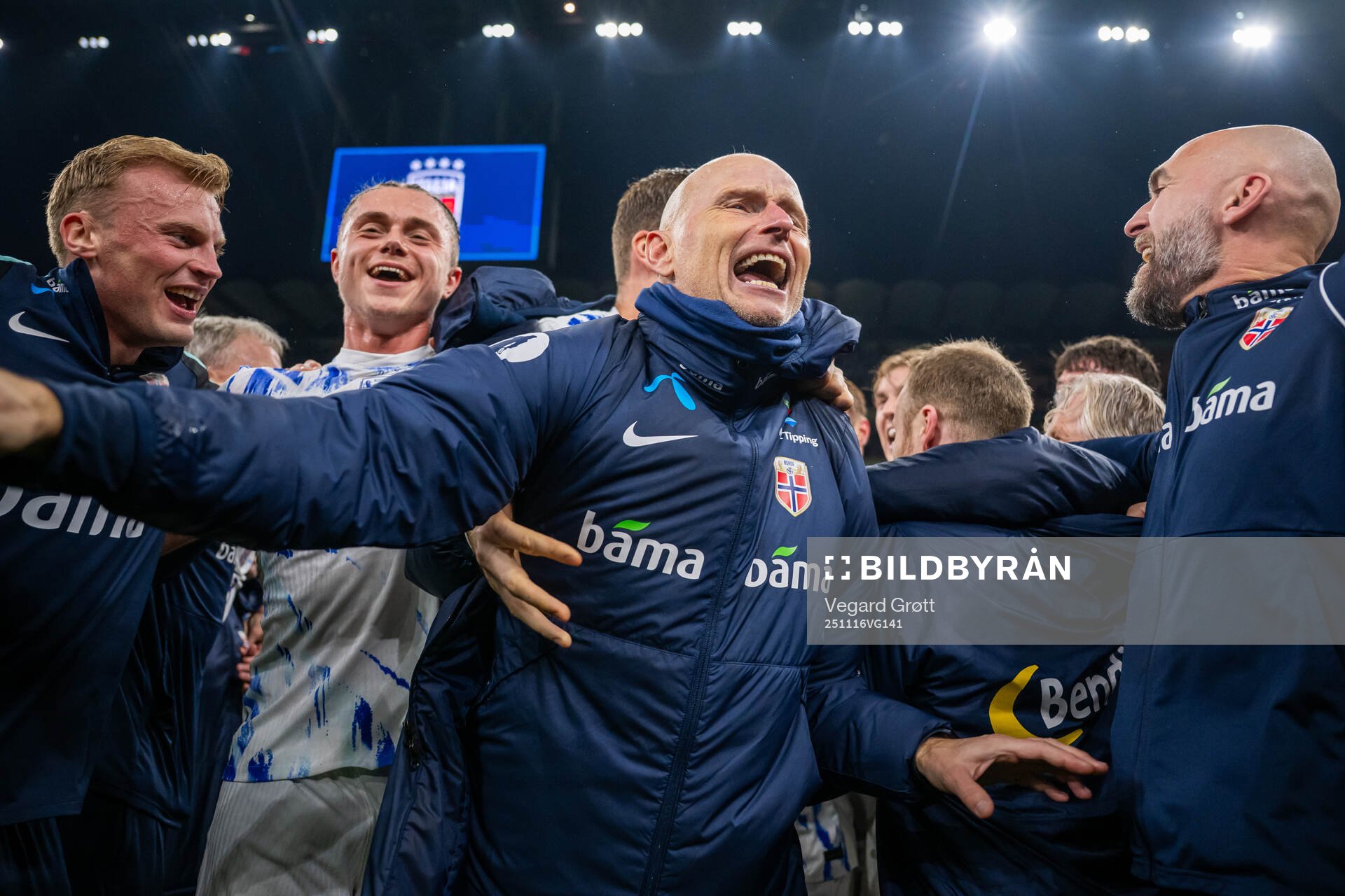 Head coach Ståle Solbakken of Norway celebrates with