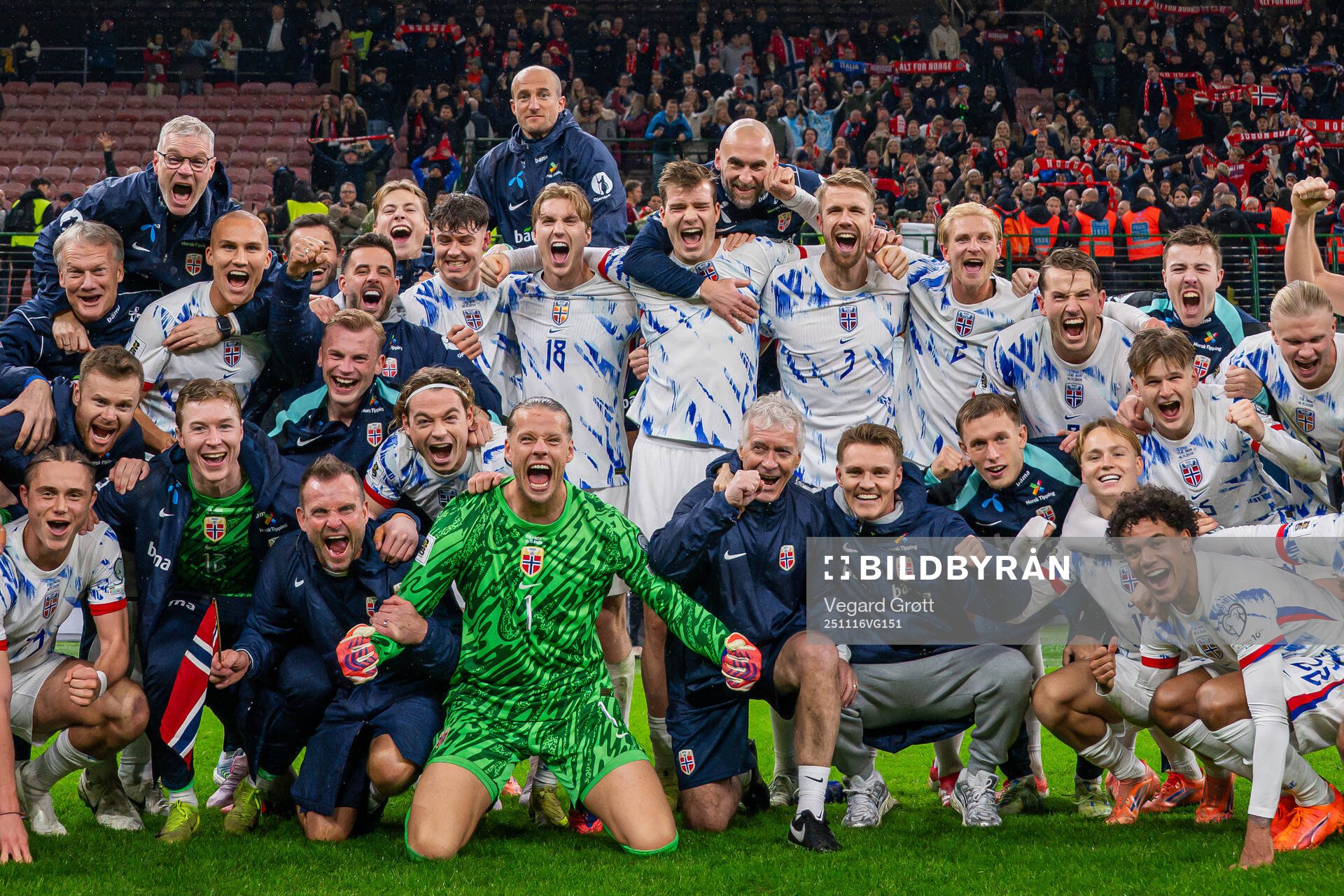 Players and staff of Norway celebrate