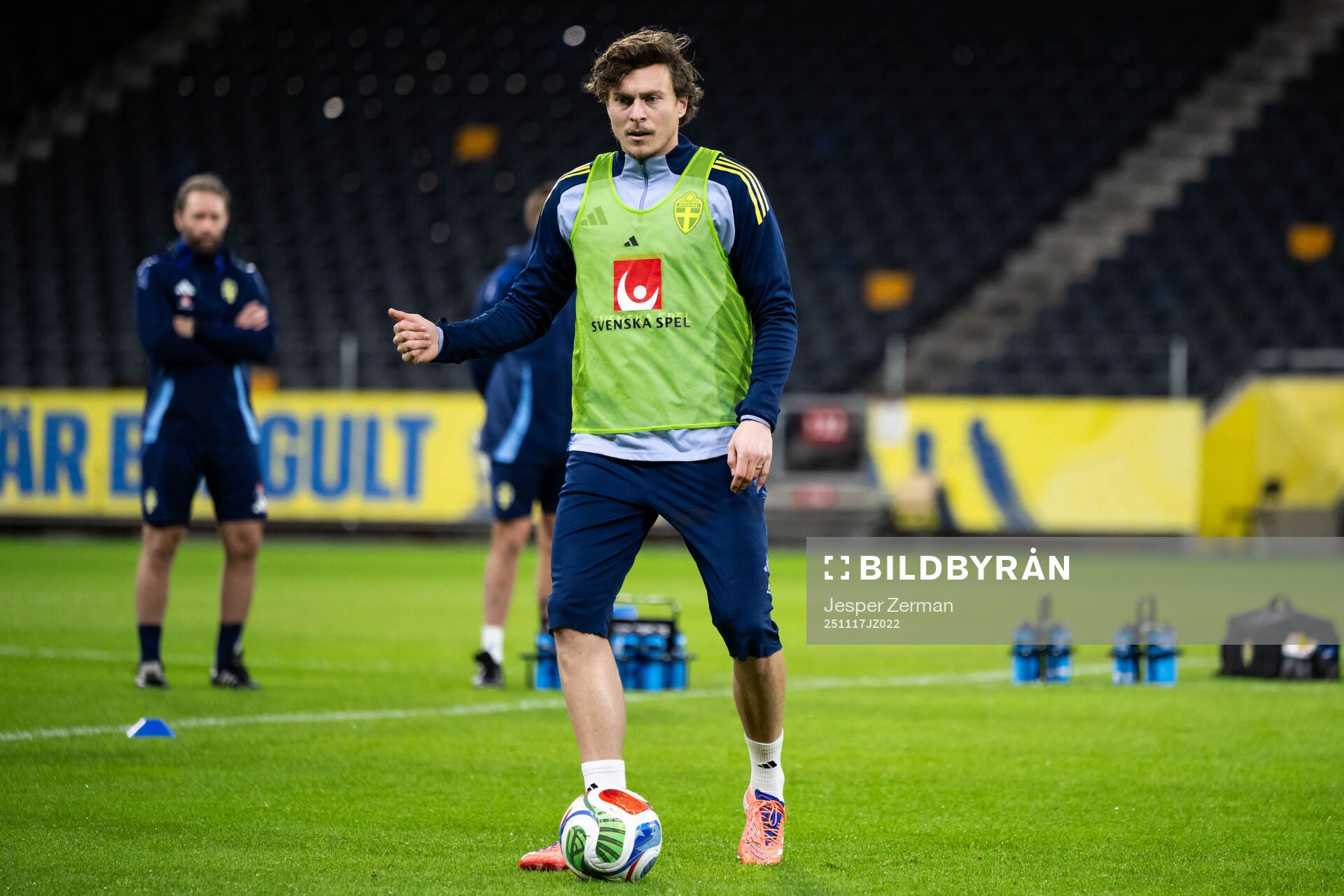 Victor Nilsson Lindelöf of the Swedish men's national