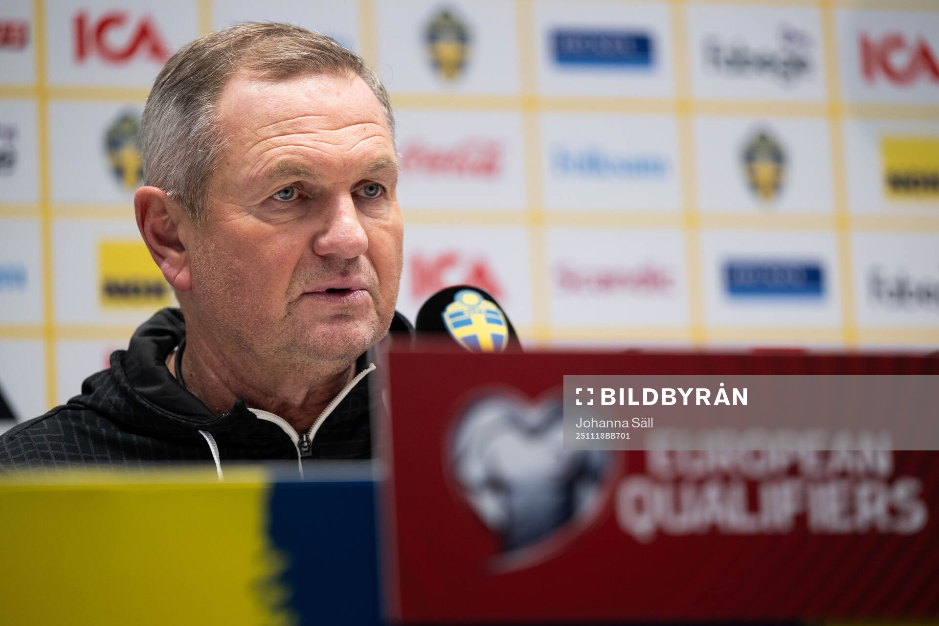 Head coach Matjaz Kek of Slovenia at the press conference