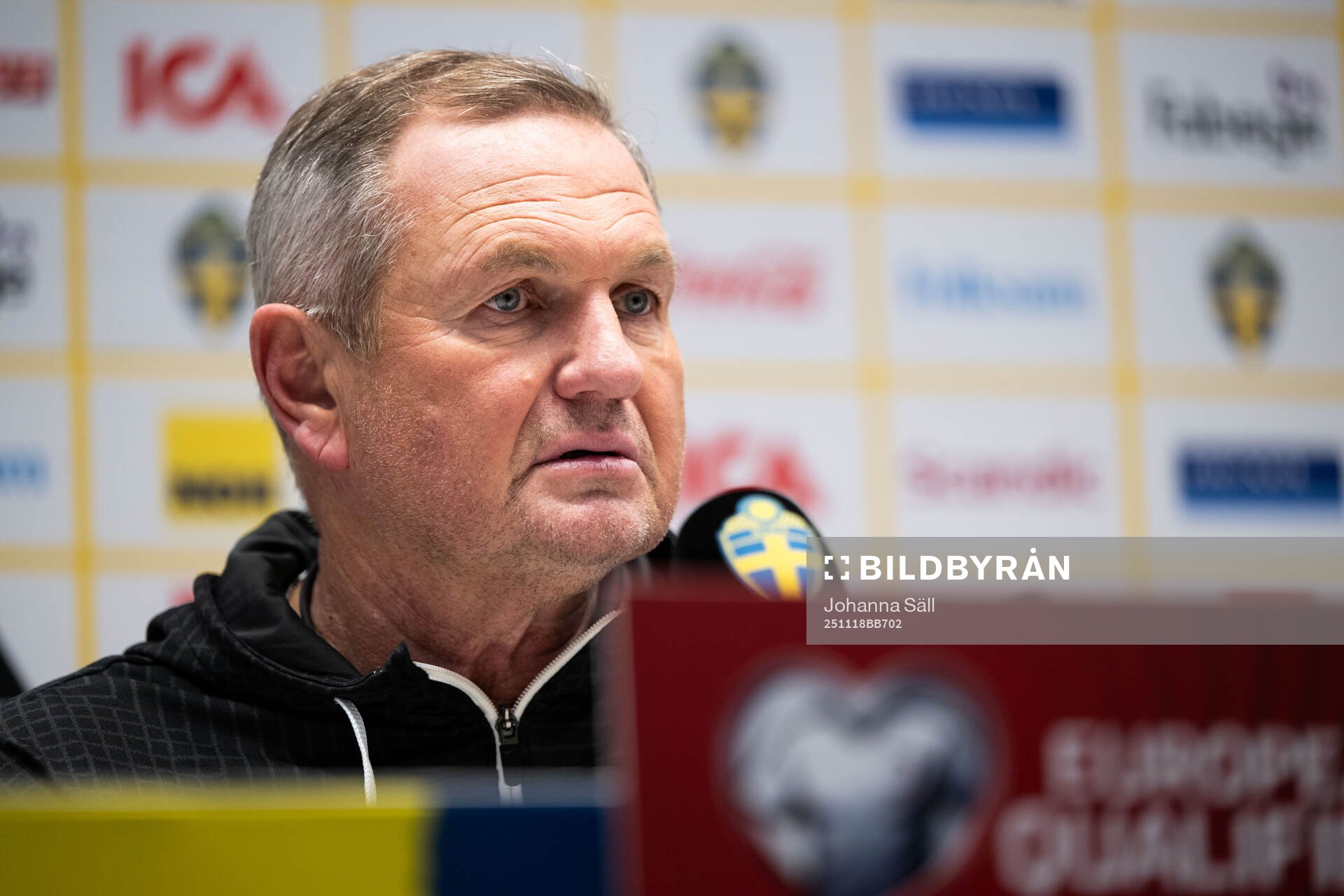 Head coach Matjaz Kek of Slovenia at the press conference
