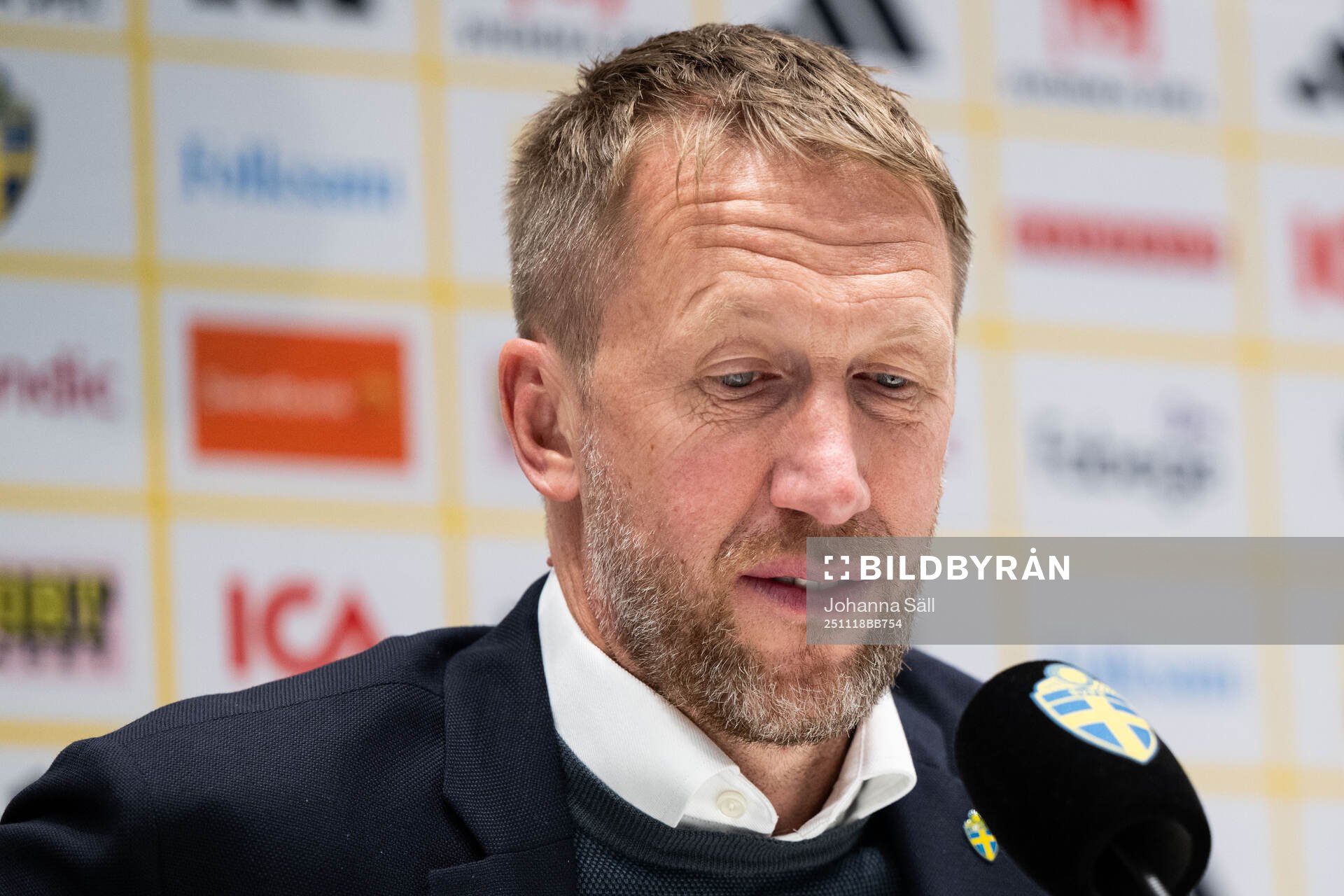 Head coach Graham Potter of Sweden at the press conference