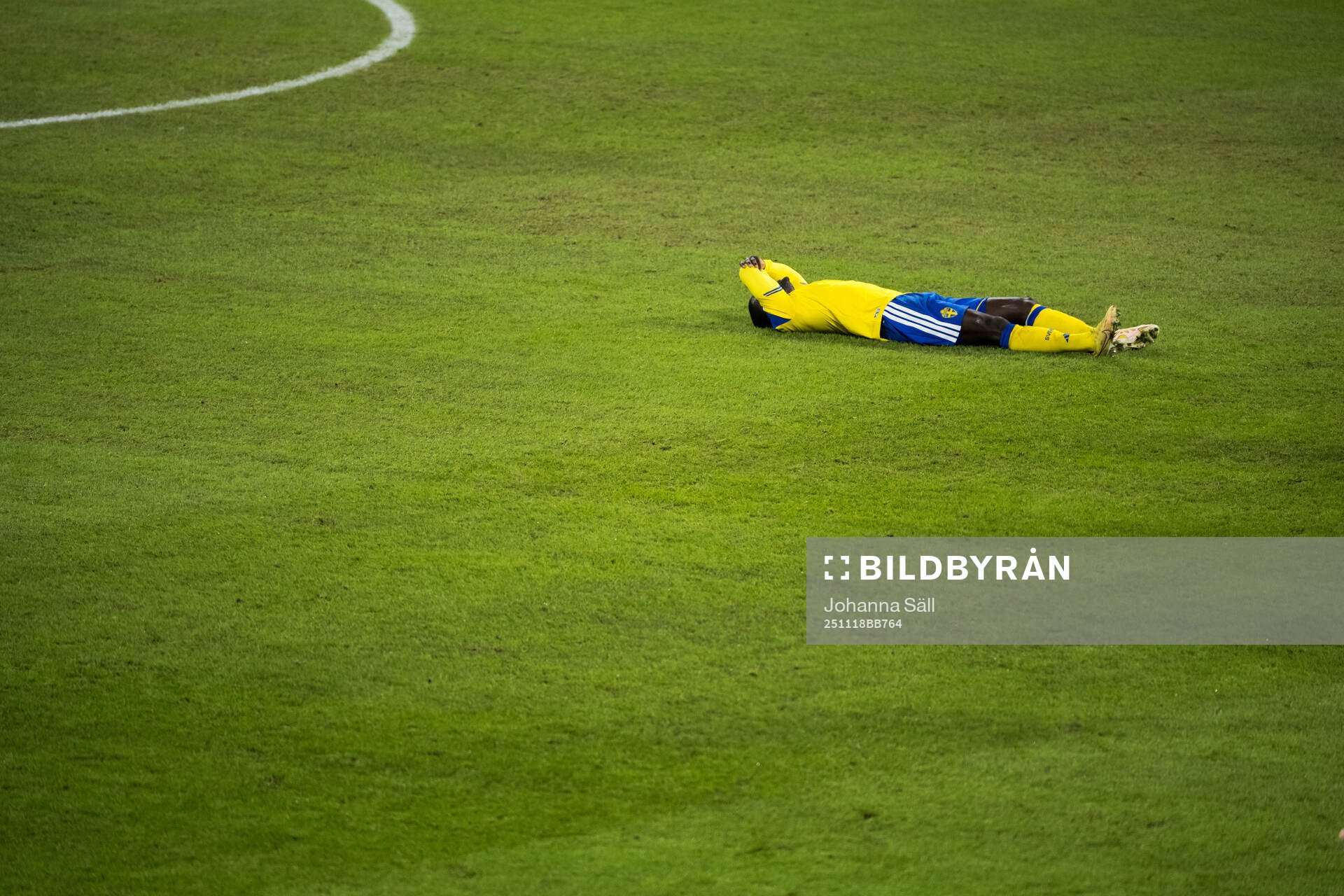 Ken Sema of Sweden is injured