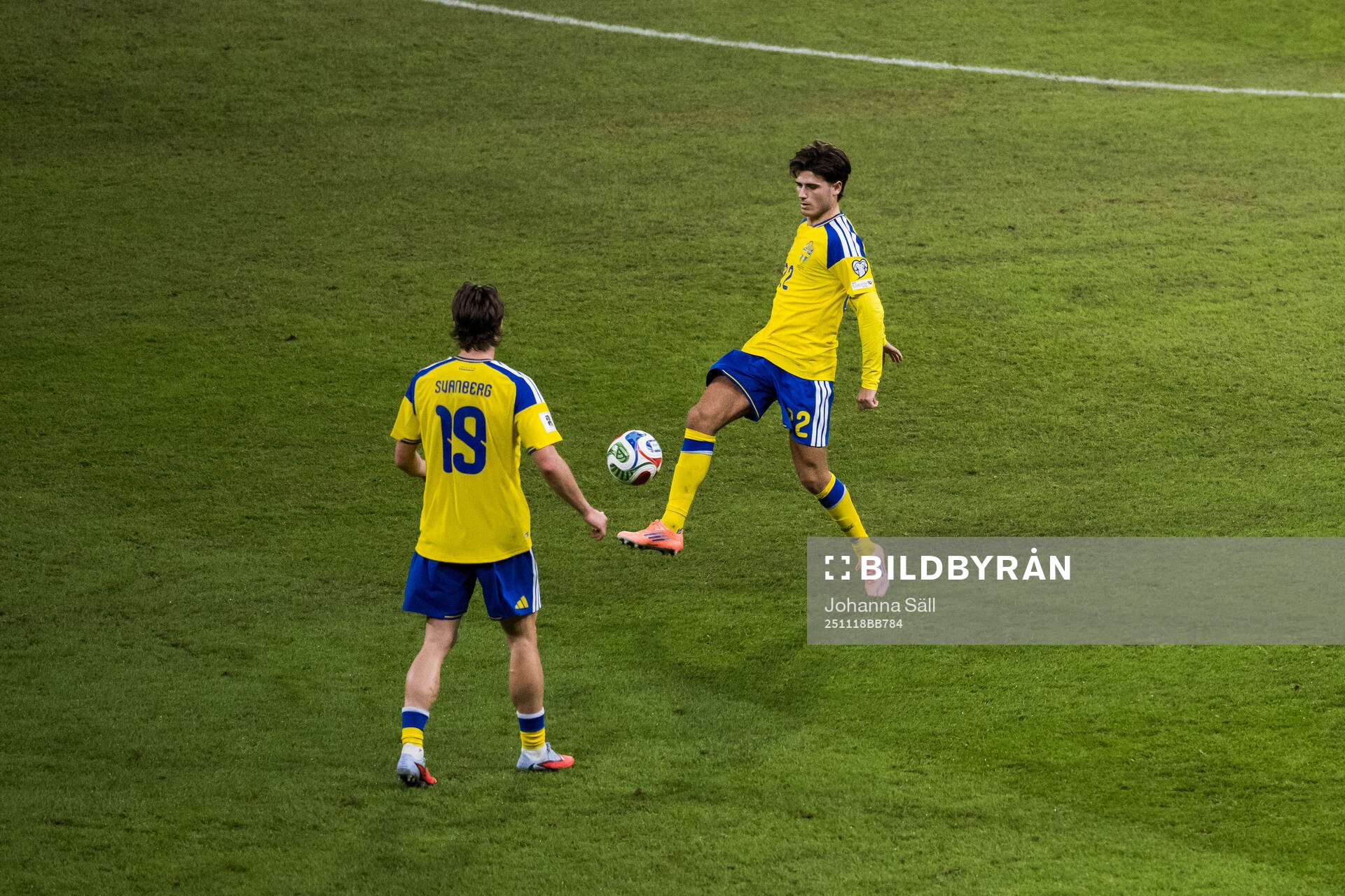 Mattias Svanberg and Victor Nilsson Lindelöf of Sweden