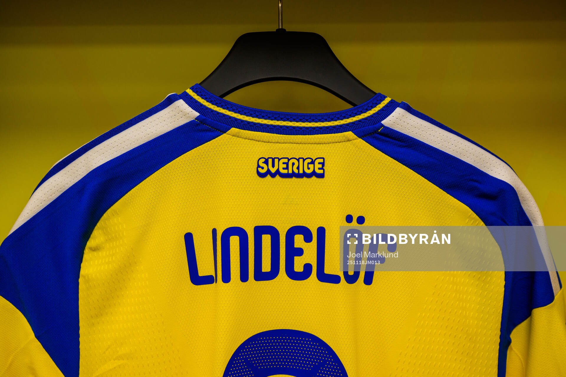 Jersey of Victor Nilsson Lindelöf in the dressing room of