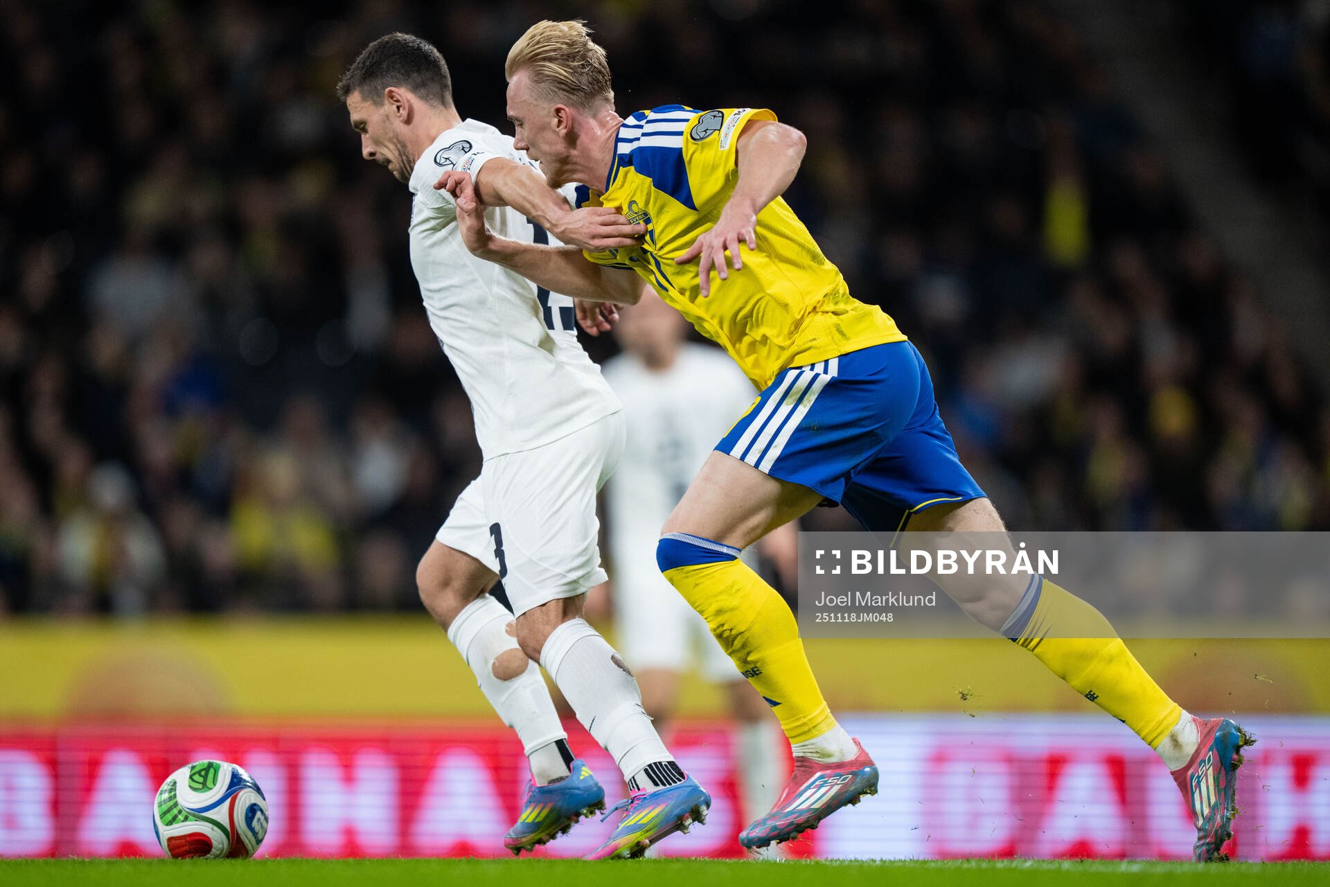 Erik Janza of Slovenia and Isac Lidberg of Sweden