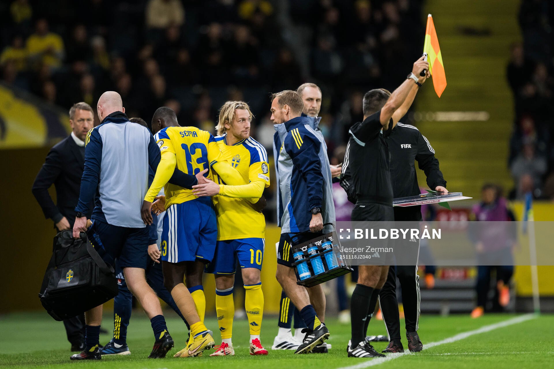 Ken Sema and Emil Forsberg of Sweden