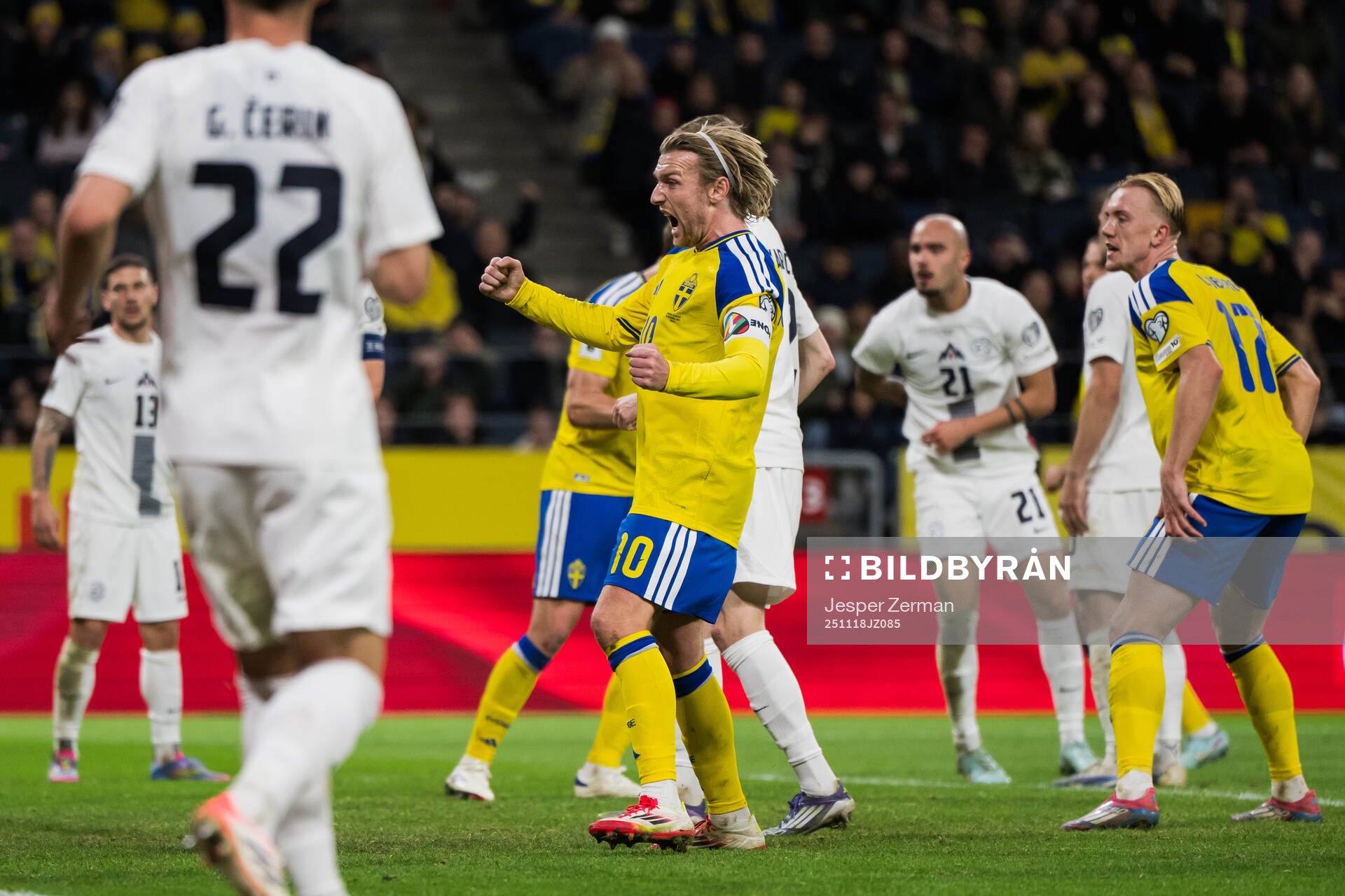 Emil Forsberg of Sweden celebrates