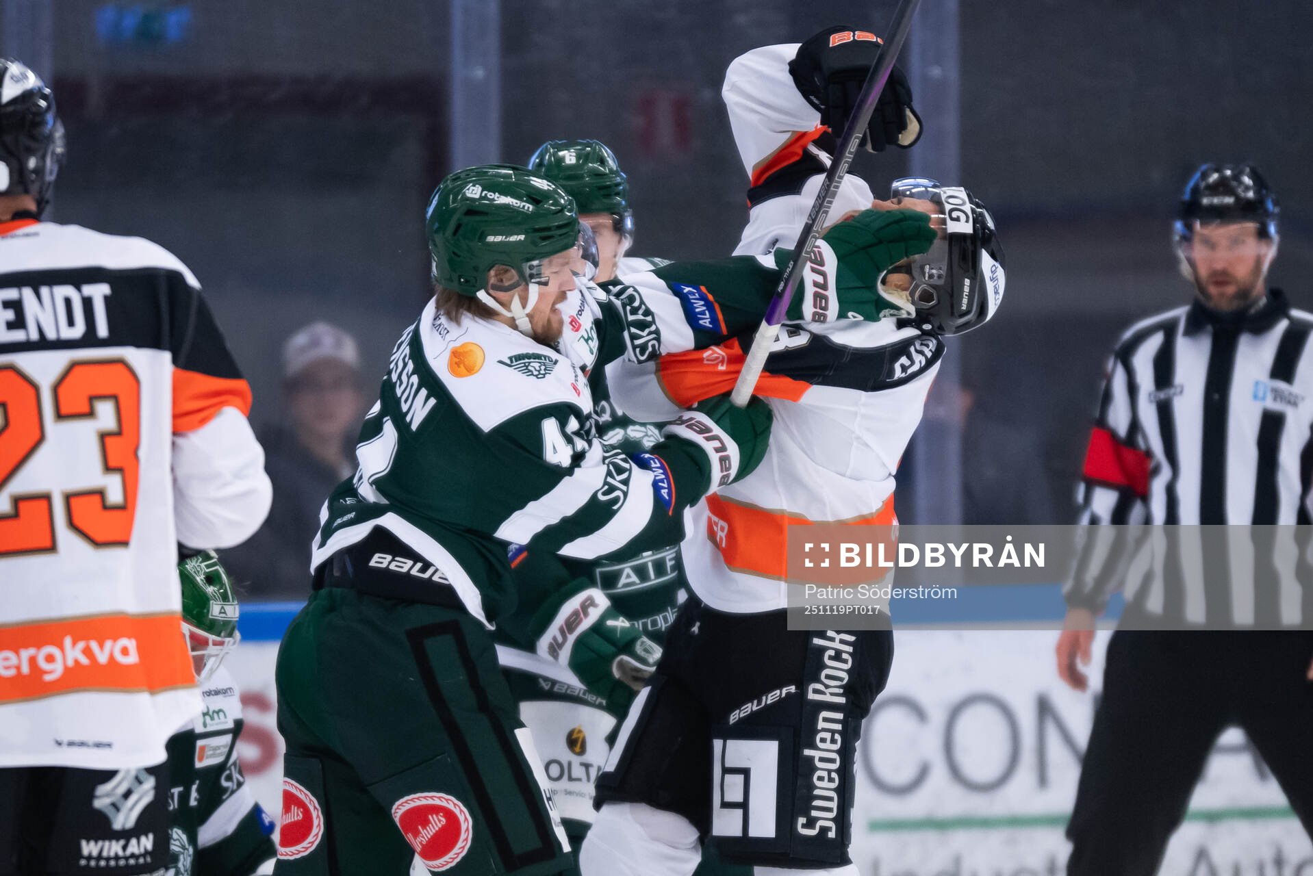 Tingsryds AIFs Simon Svensson och Karlskrona HKs Robin