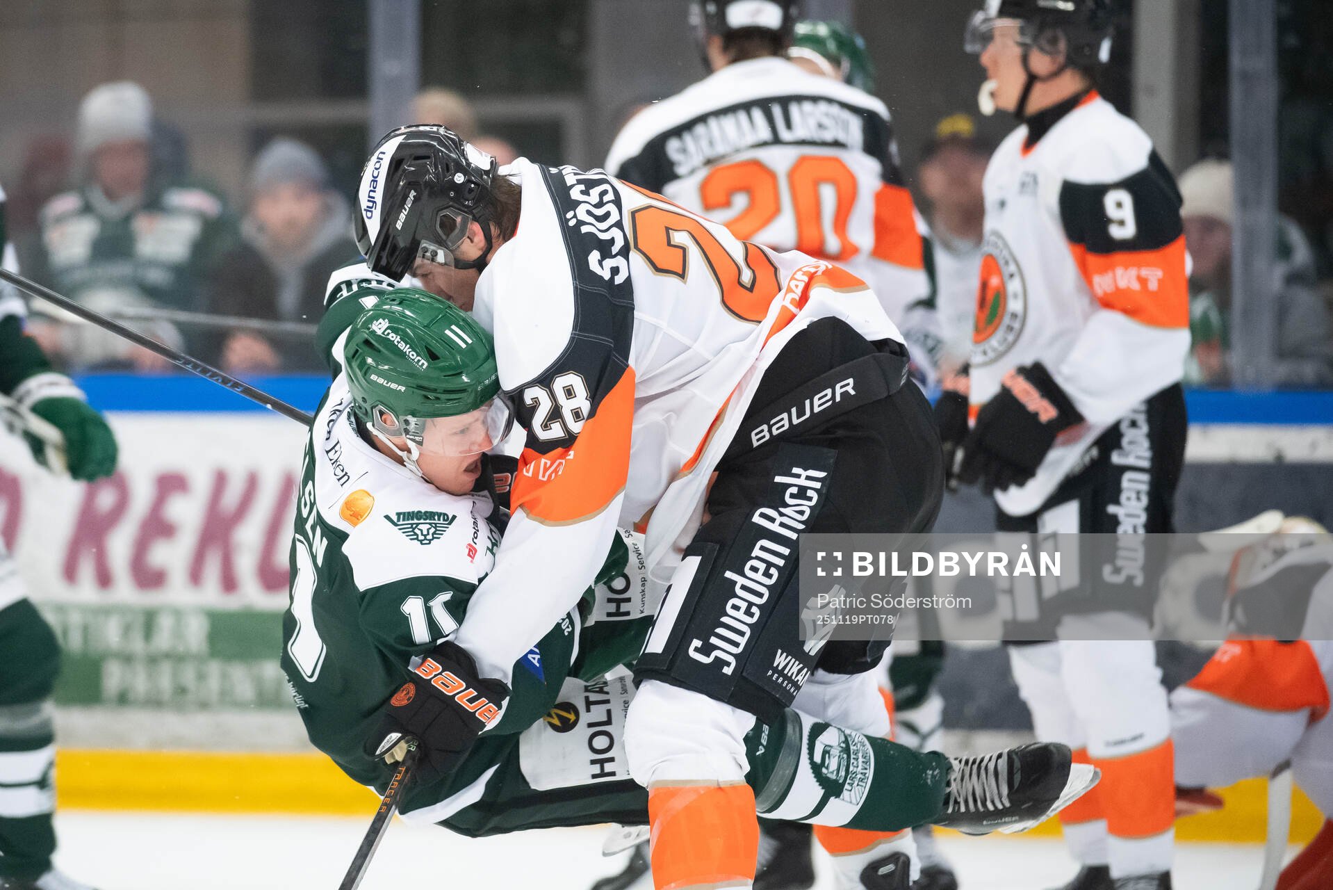 Tingsryds AIFs Isac Nielsen och Karlskrona HKs Elias