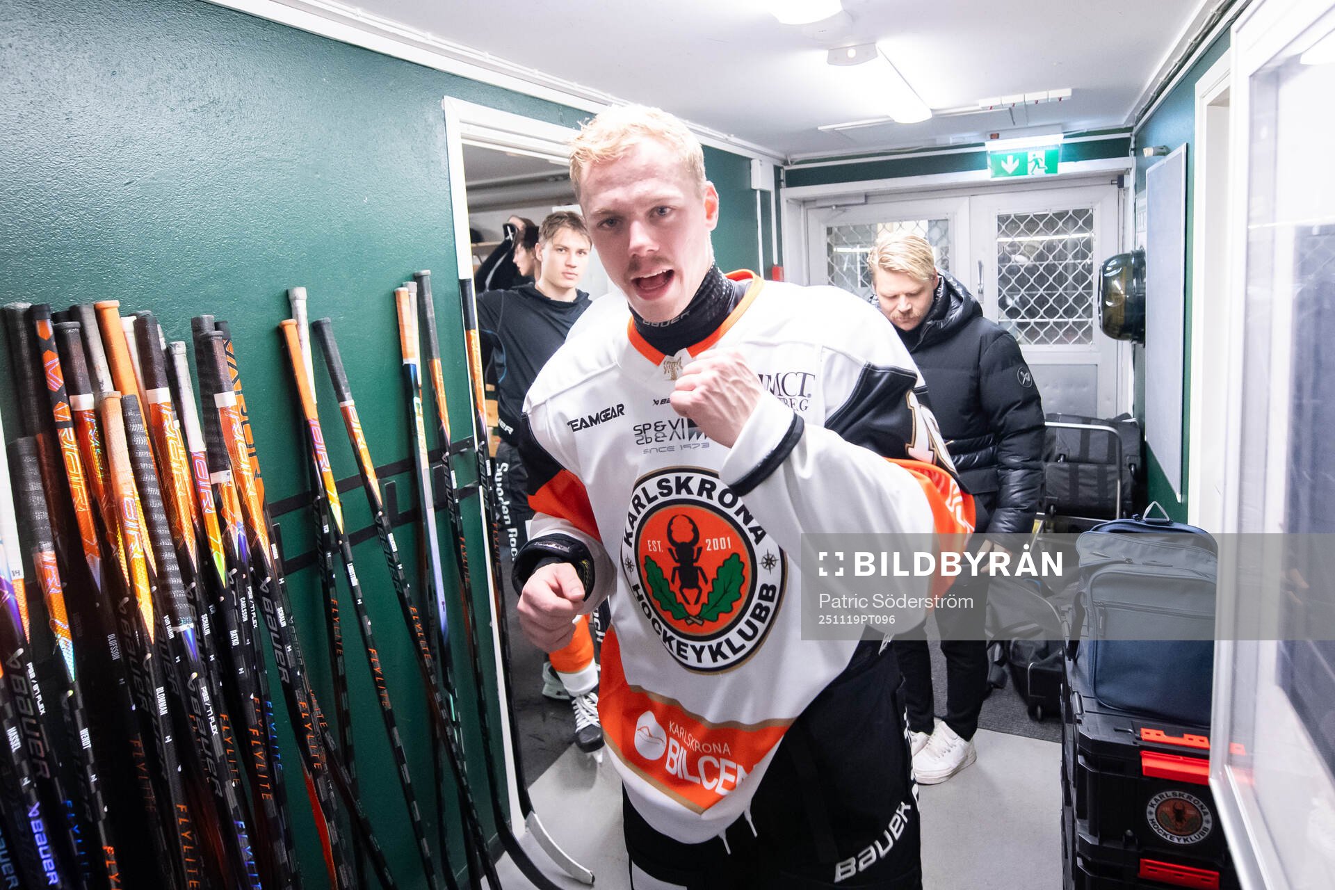 Karlskrona HKs Oscar Hagman jublar