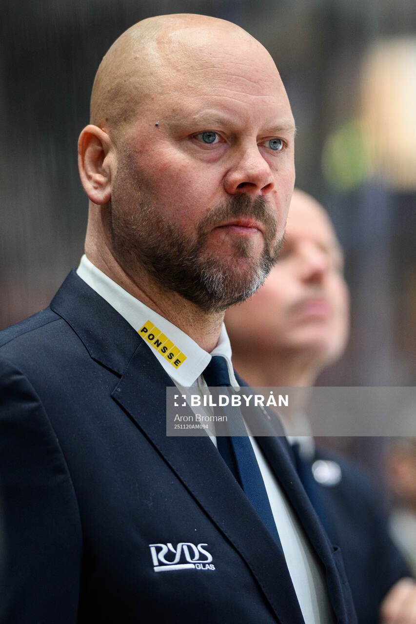 Timrås assisterande tränare Daniel Karlunden