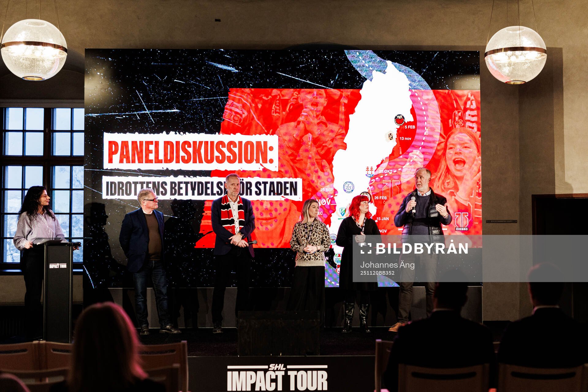Giselle Abbas, moderator, Magnus Hjelte-Åkerblom,