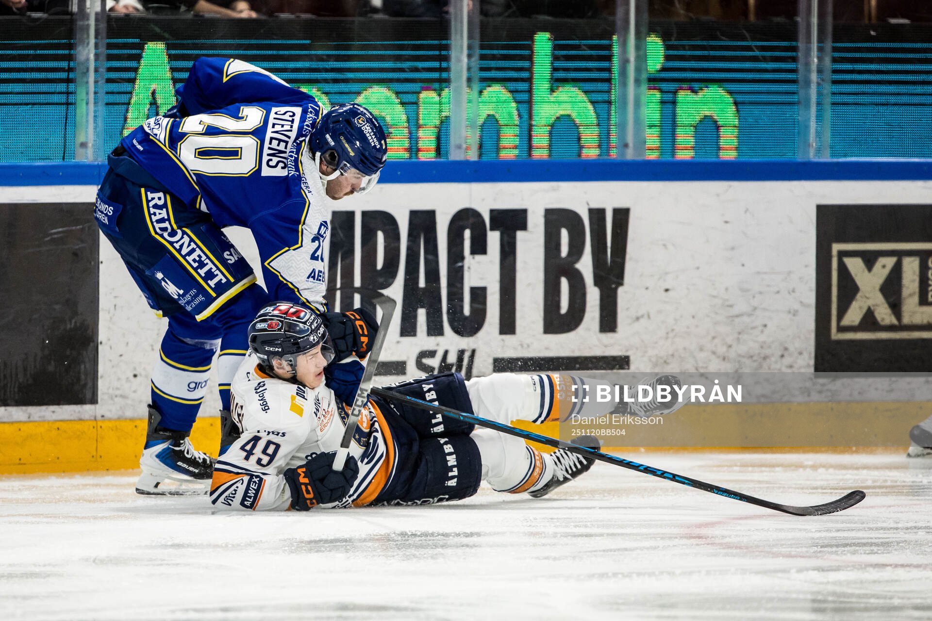 Växjös Leo Sahlin Wallenius och Leksands Nolan Stevens