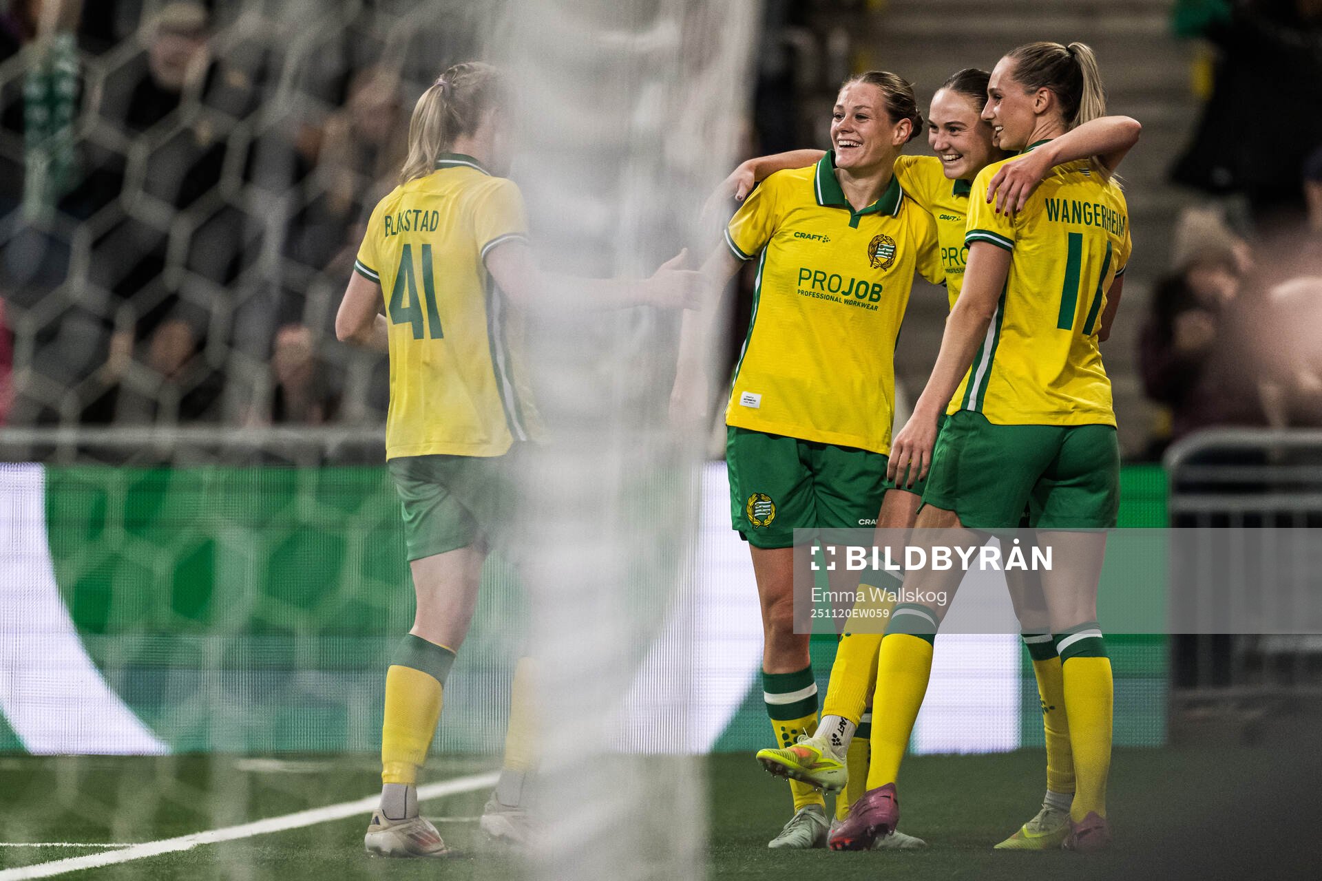 Vilde Hasund, Sofia Reidy, and Ellen Wangerheim of Hammarby