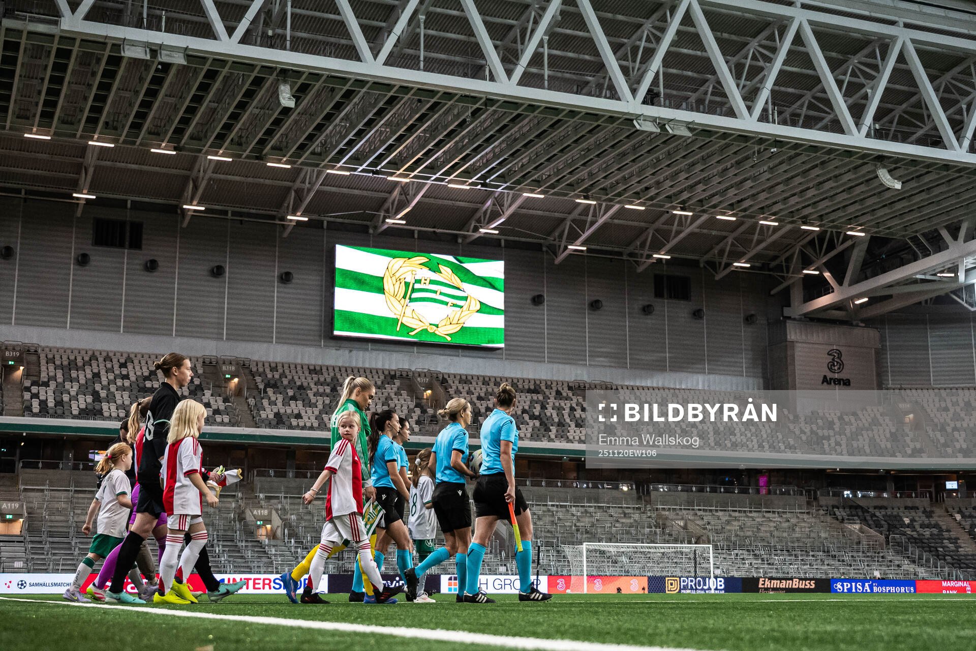 Goalkeeper Melina Loeck and Alice Carlsson of Hammarby