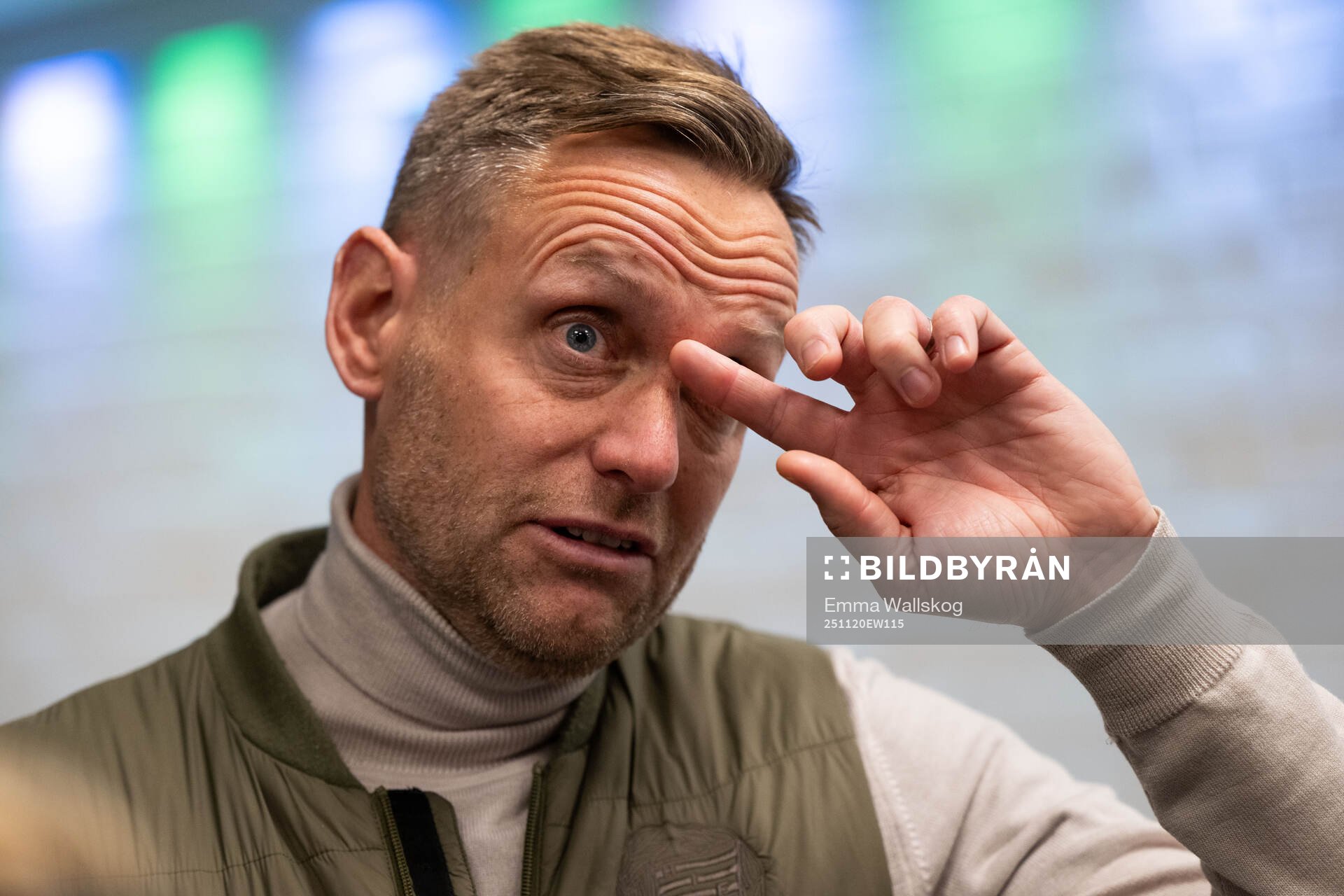 Head coach Martin Sjögren of Hammarby in mixed zone