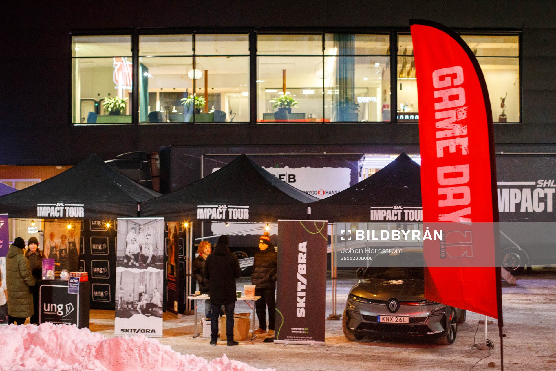 SHL Impact Tour utanför Behrn Arena