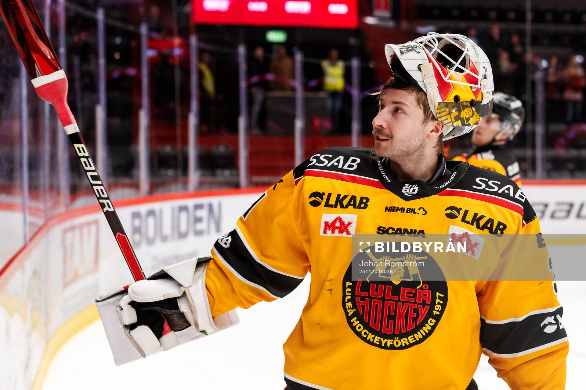 Luleås målvakt Joel Lassinantti jublar