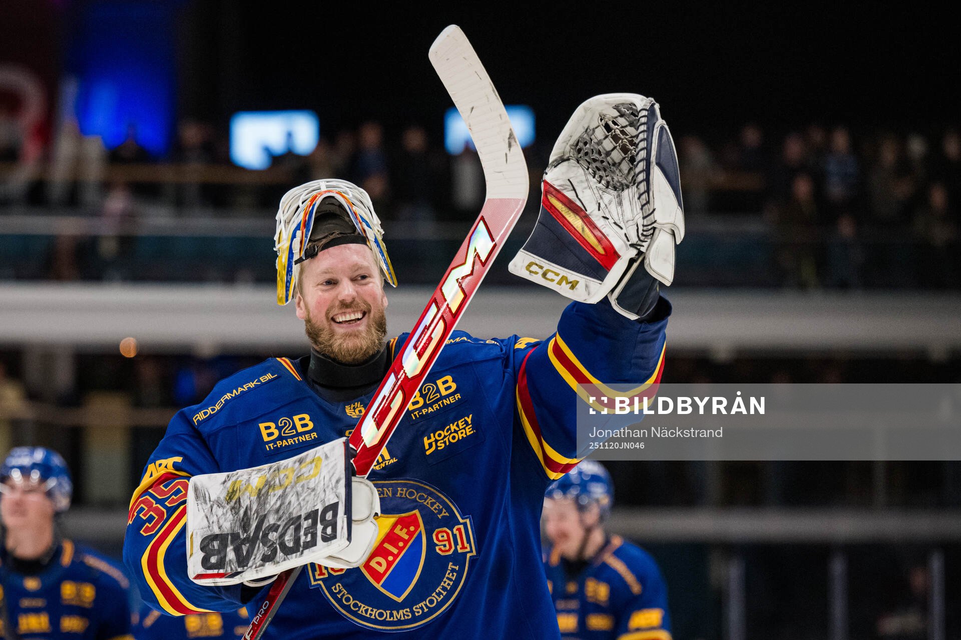 Djurgårdens målvakt Magnus Hellberg jublar