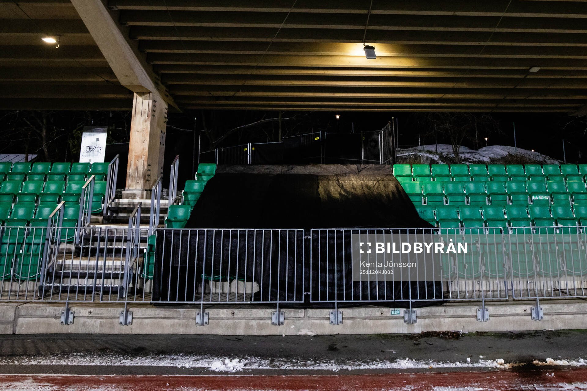 Avspärrning på läktaren på Hammarby IP