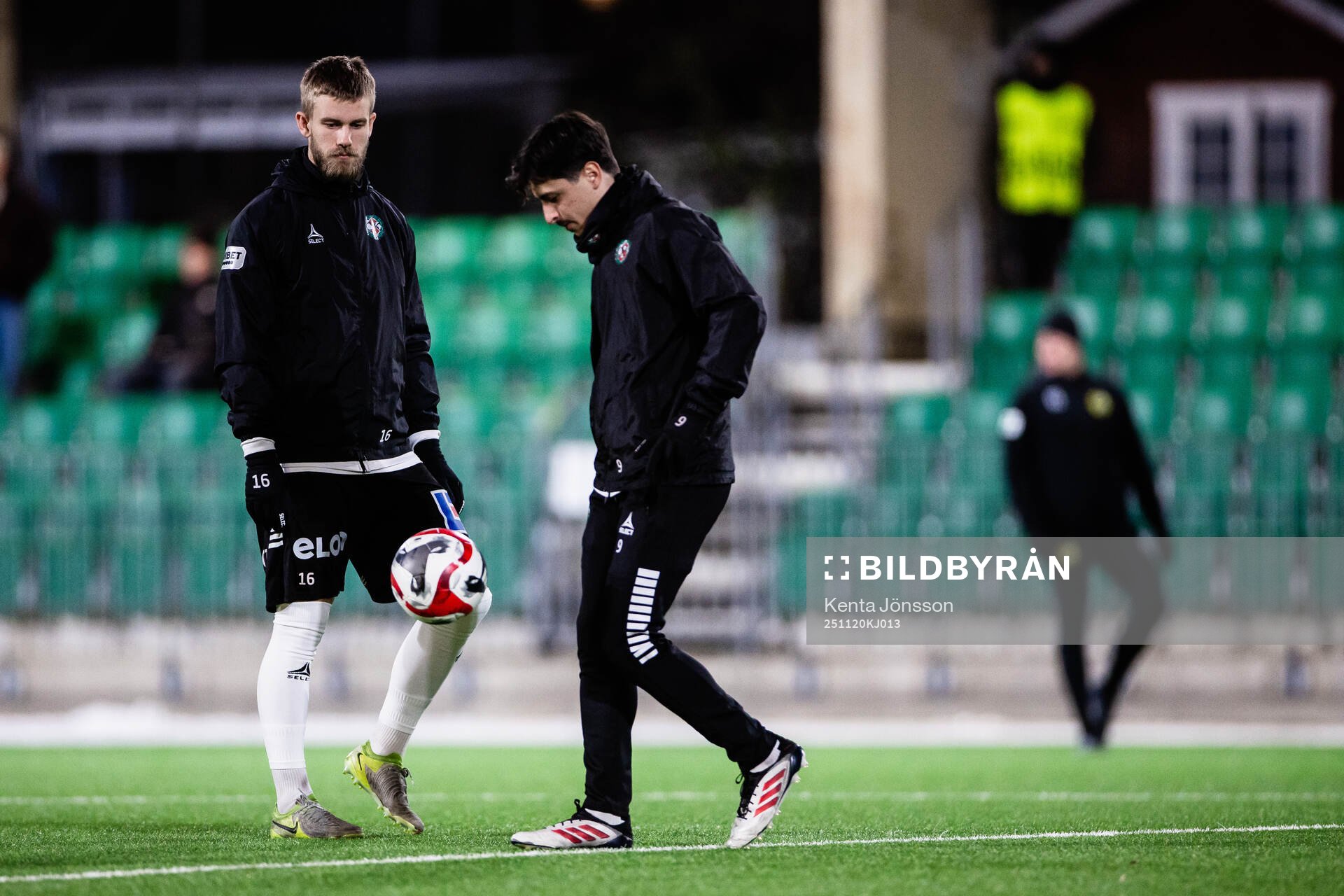 Örebros Hampus Söderström och Antonio Yakoub