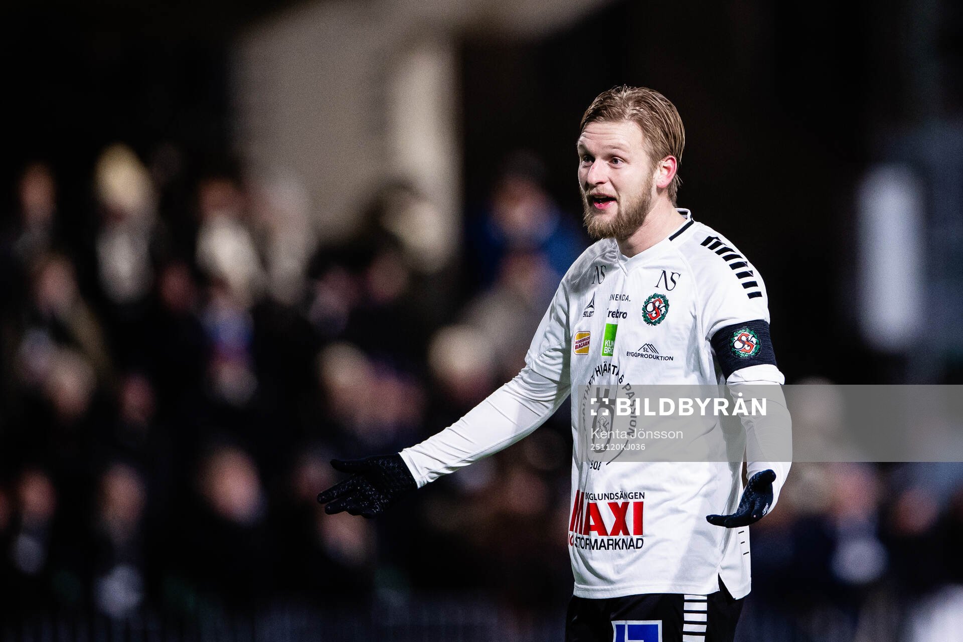 Örebros Karl Holmberg reagerar