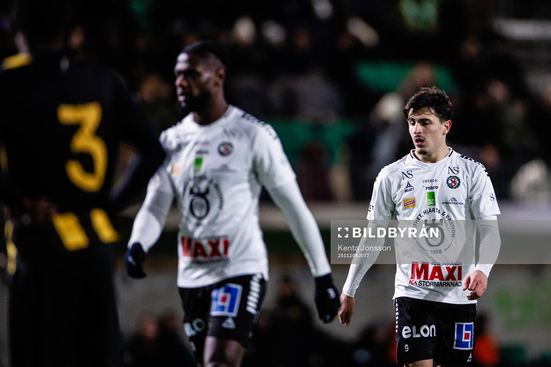 uÖrebros Antonio Yakoub deppar nder match ett i kvalet
