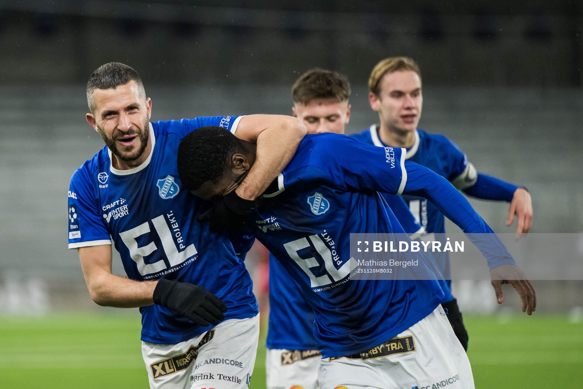 Norrby IFs Alen Krasnici och Chisomnazu Chika Chidi jublar