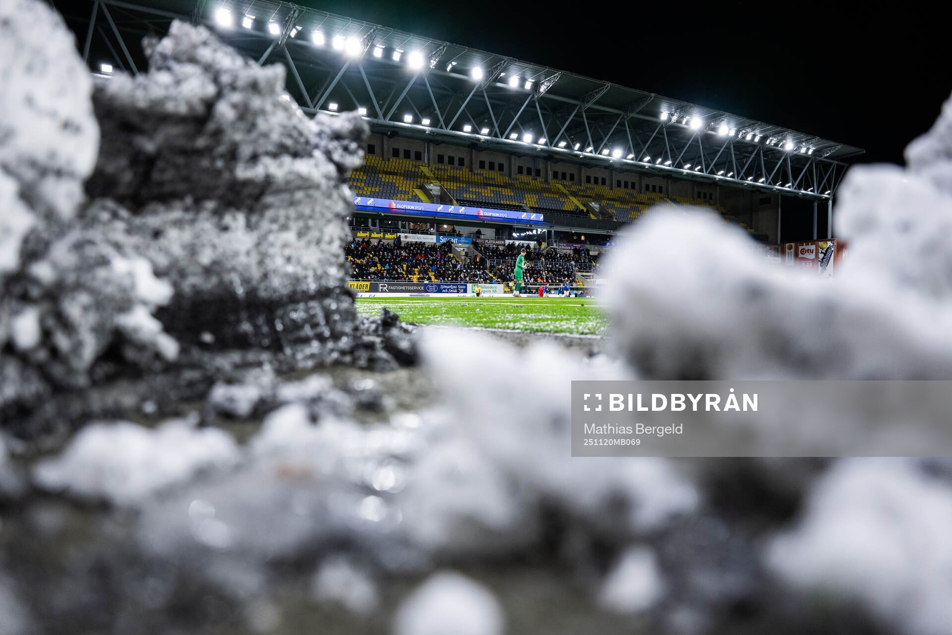 Snö på Borås Arena