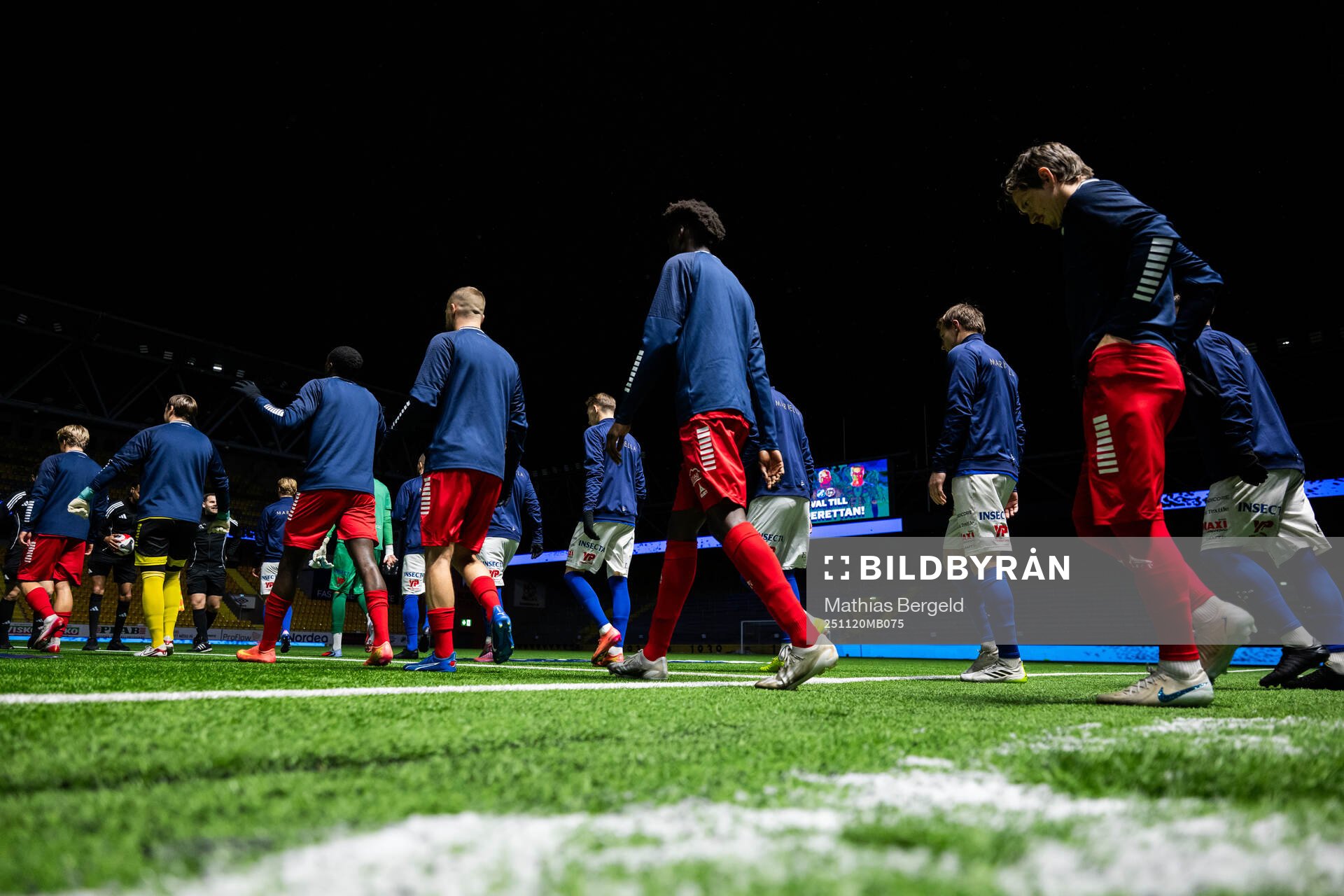 Utsiktens och Norrbys spelare gör entré