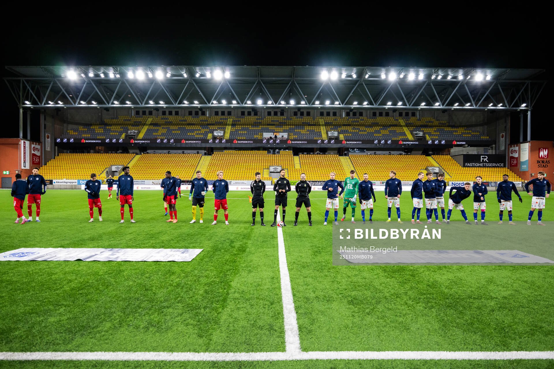 Utsiktens och Norrbys spelare vid line-up