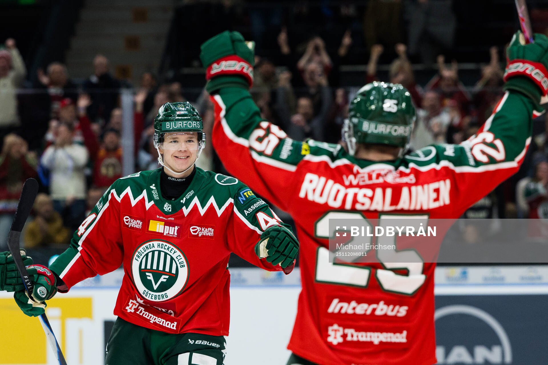 Frölundas Noah Dower Nilsson jublar