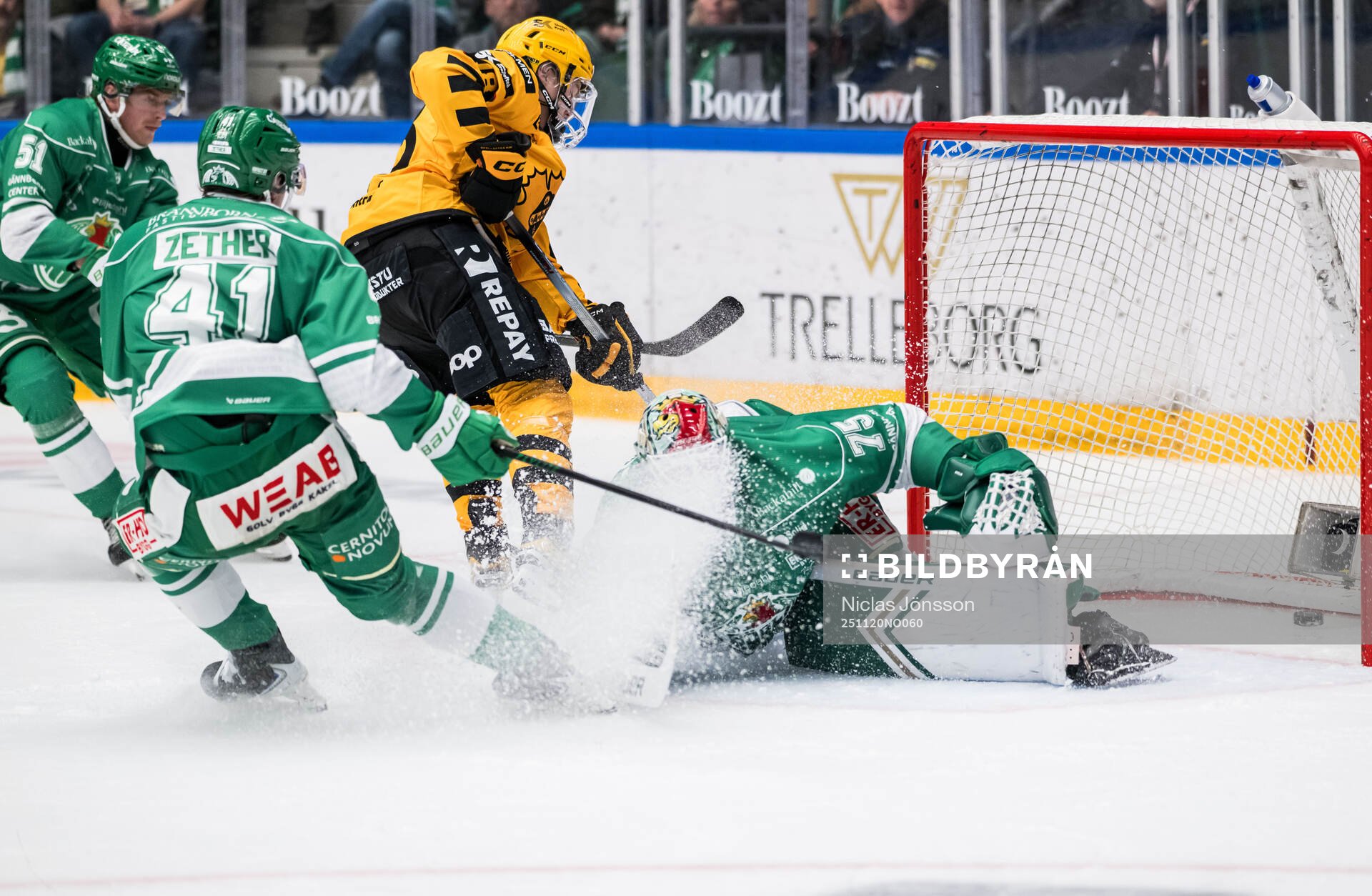 Skellefteås Viktor Klingsell jublar