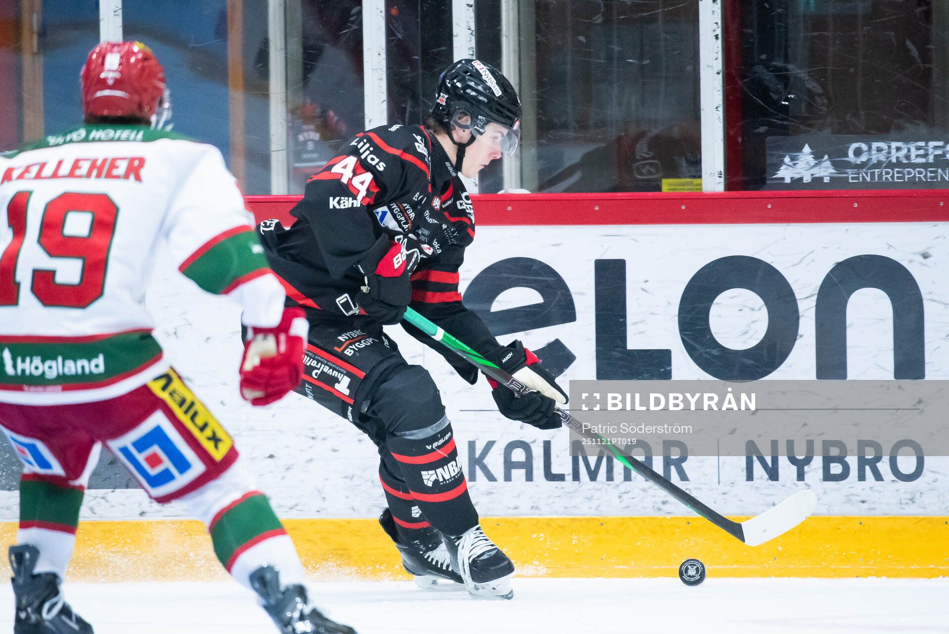 Modos Tyler Kelleher och Nybro Vikings Isak Norlin