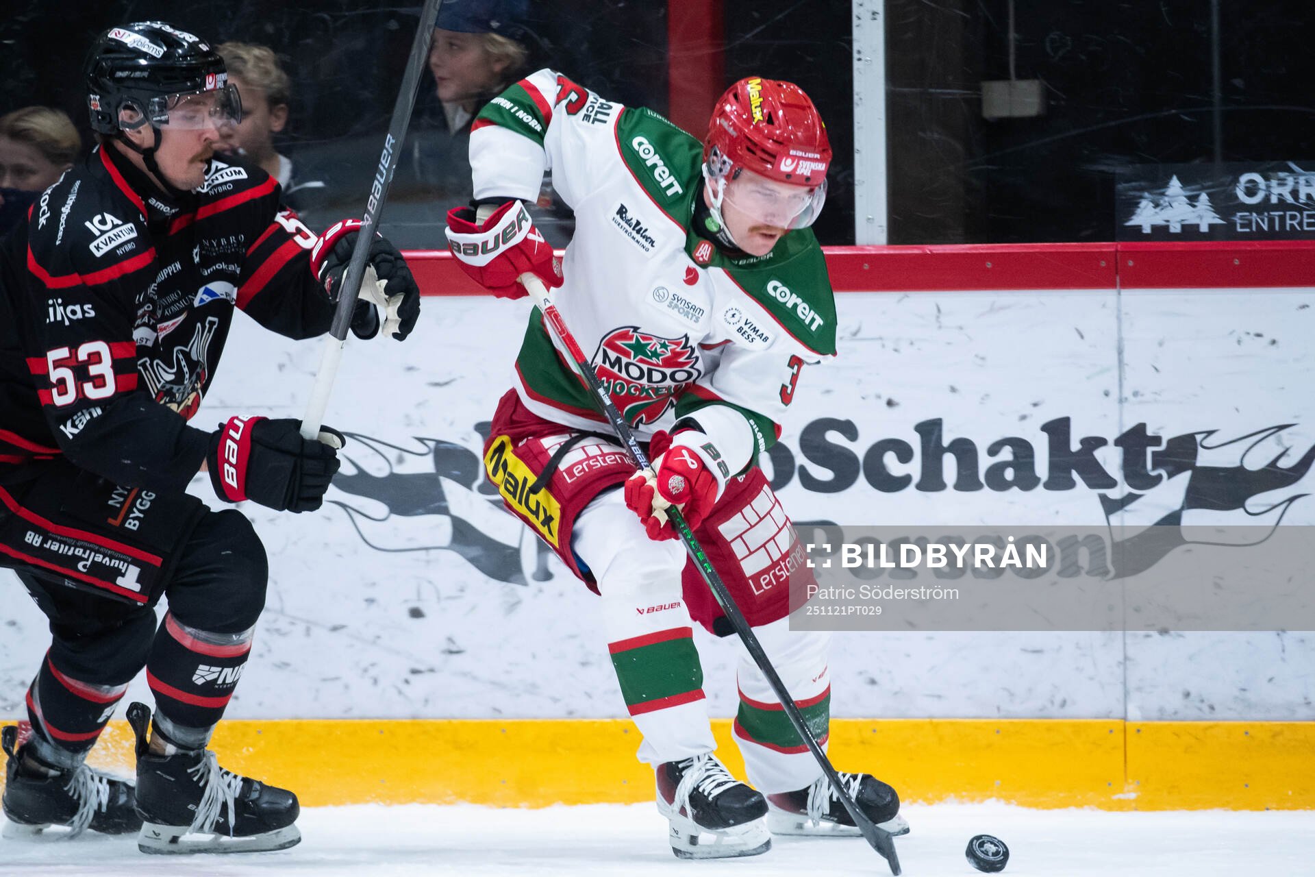 Nybro Vikings Jesper Mångs och Modos Sebastian Ohlsson