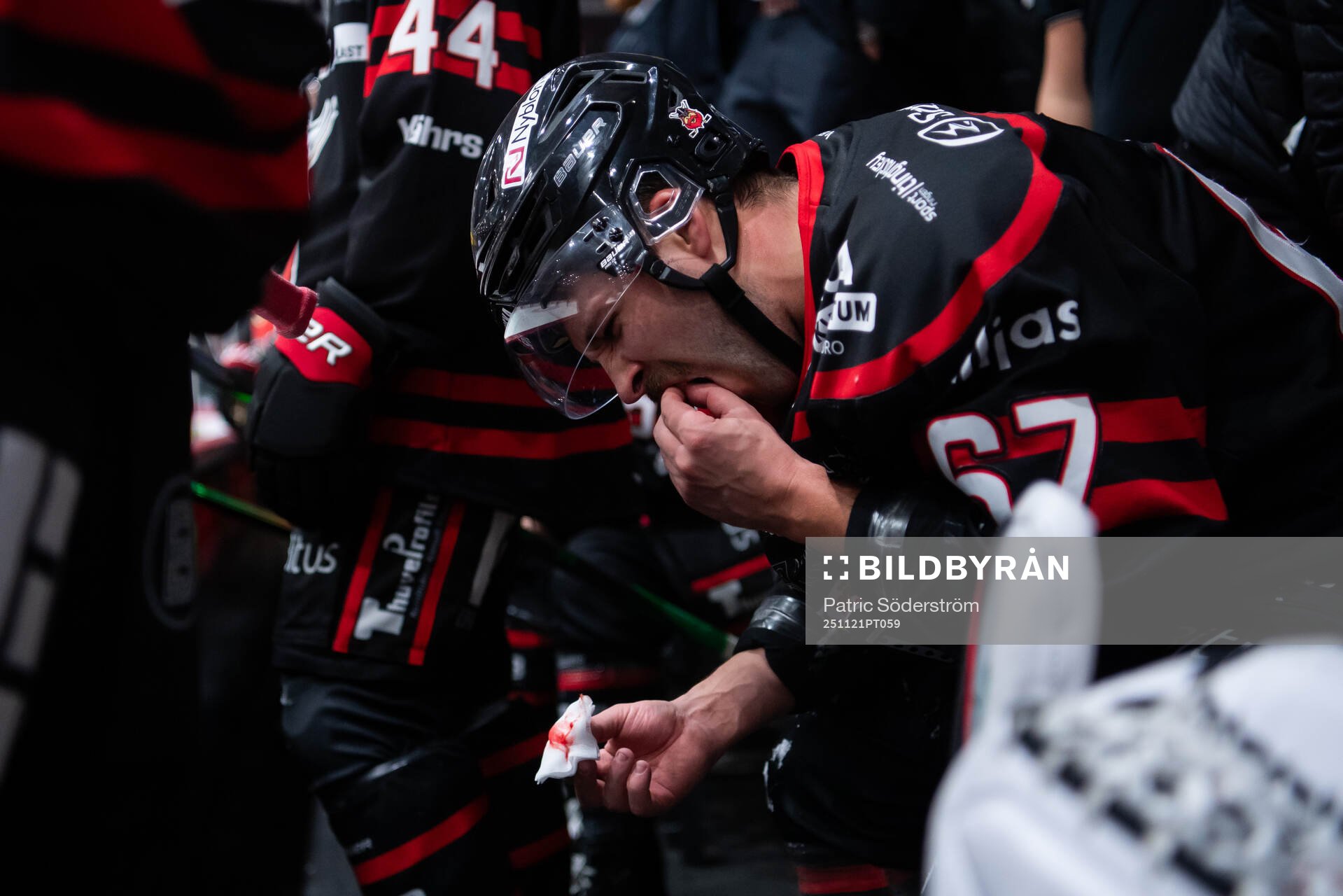 Nybro Vikings Alexander Molldén har ont