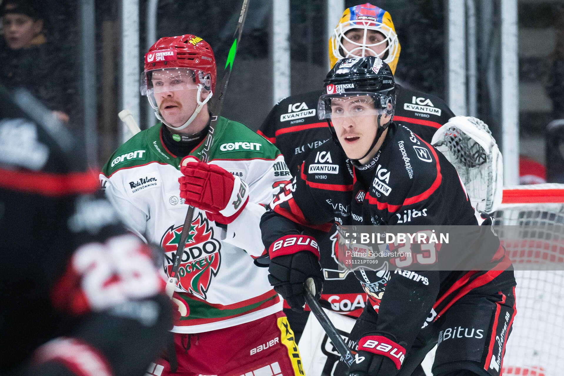 Modos Sebastian Ohlsson och Nybro Vikings Felix Olsson