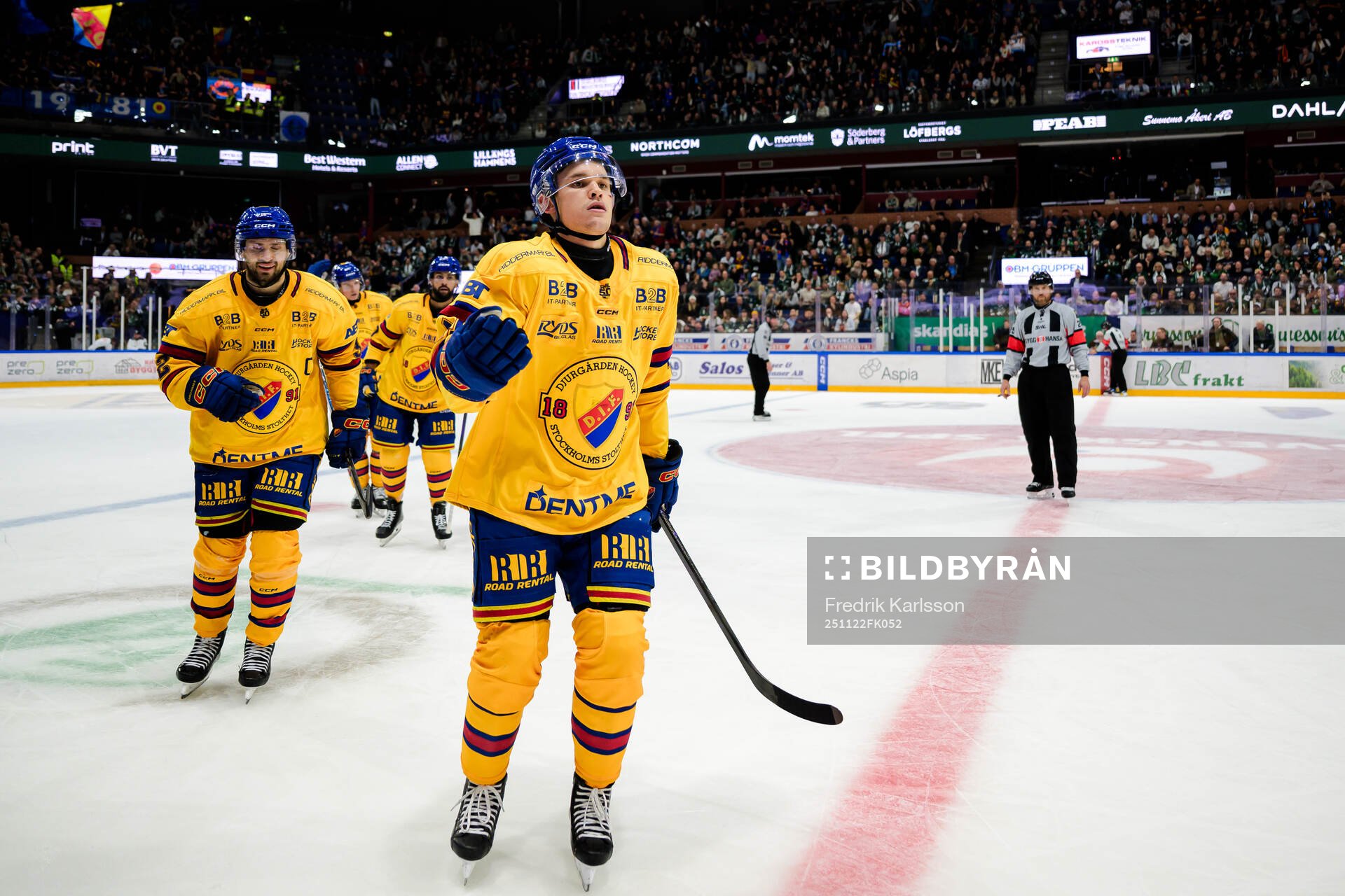 Djurgårdens Arvid Costmar jublar
