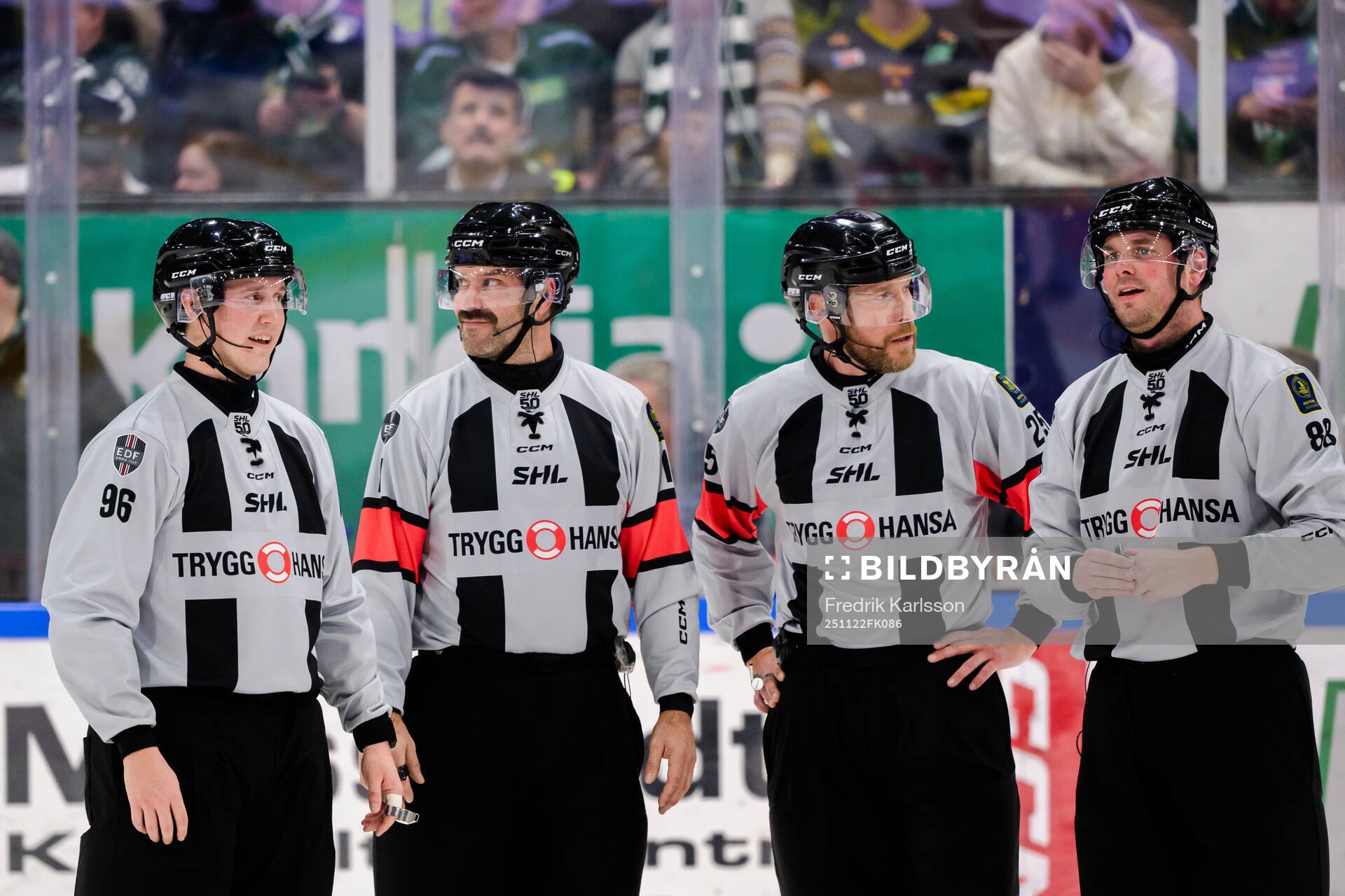 linjedomare Niclas Westman, Domare Daniel Wessner Domare